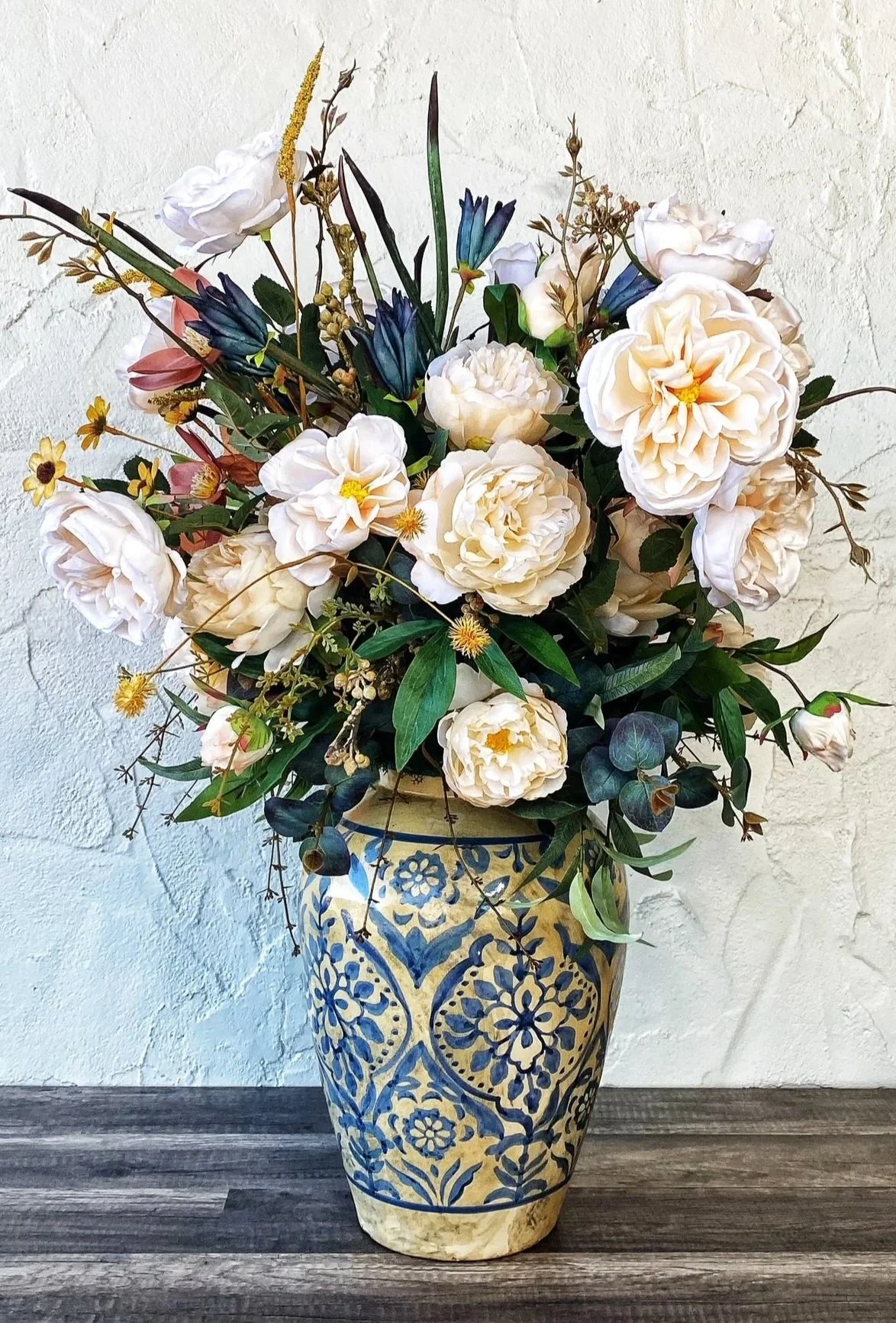 CreamPeonies.SpanishVase.jpg