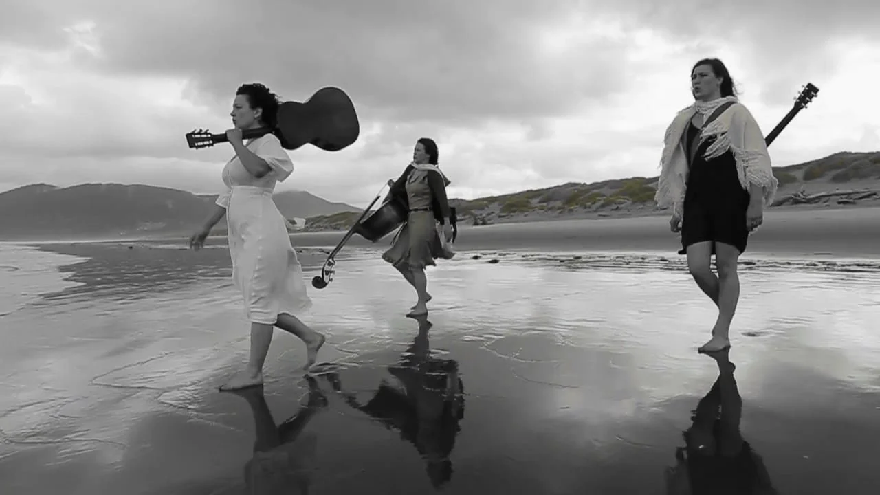 Leigh Jones- Musical Artist