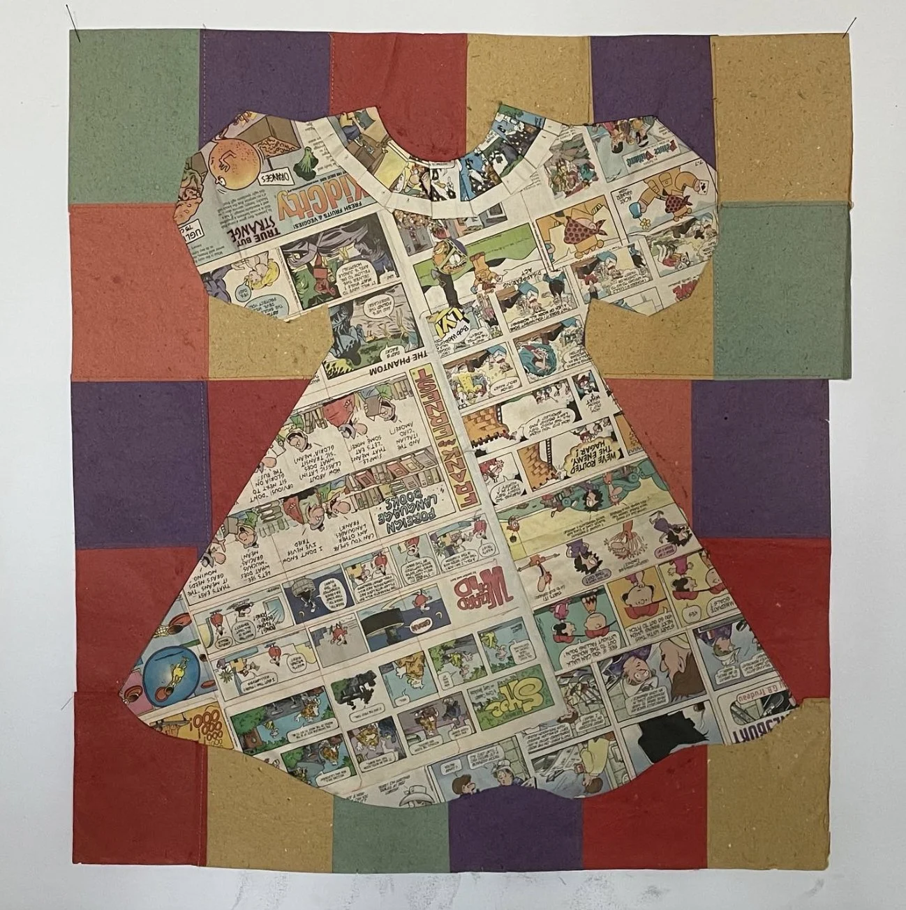  FUNNY DRESS   
 Colored paper, comics, charcoal pencil, paper, thread 
31" x 28”  
2019 
 