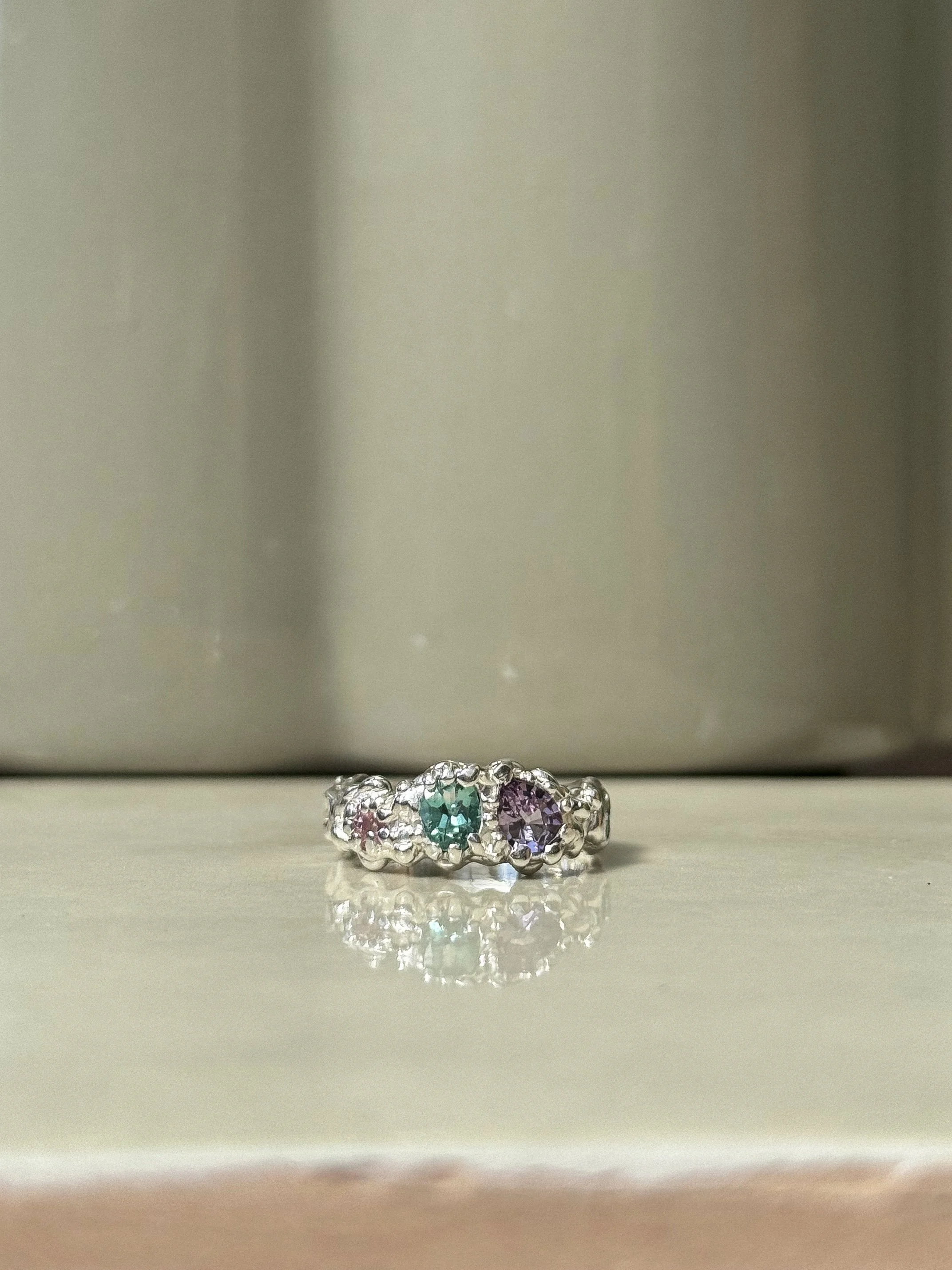 Ariel Ring -  L 1/2 (AUS)