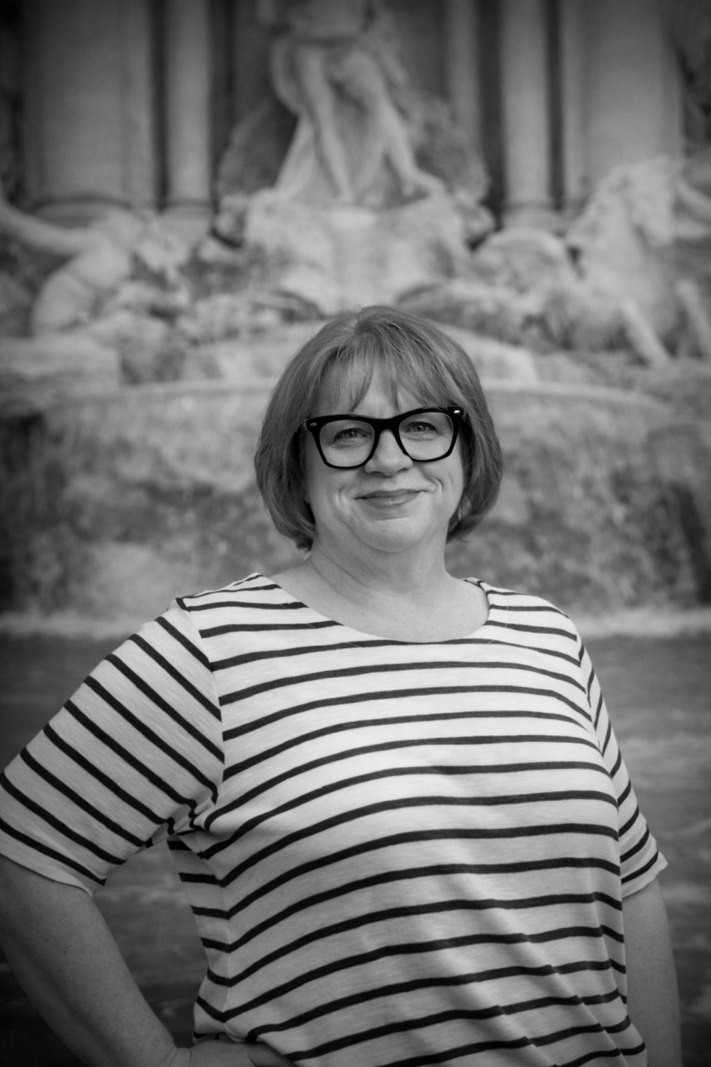 Woman in direct sales success story - Ginny Lyke coaching client