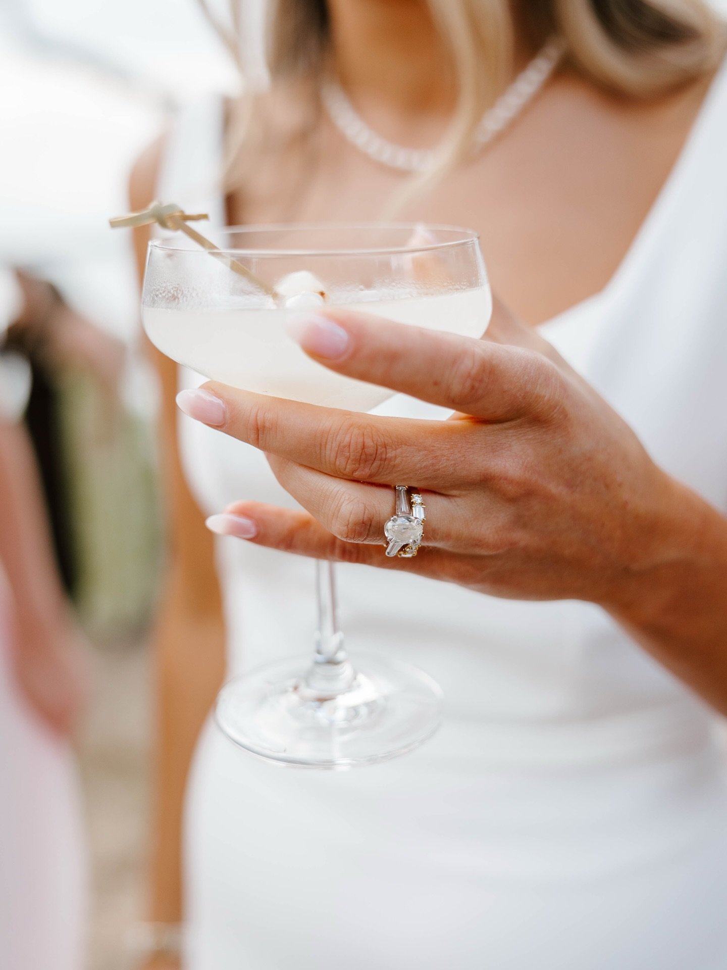It doesn&rsquo;t get much better than an island cocktail hour. 
Sunshine, oysters, lychee martinis, and the perfect coastal breeze. 

K &amp; G&rsquo;s guests understood the dress code and slayed accordingly. 
Peaks Island had one hell of a party on 