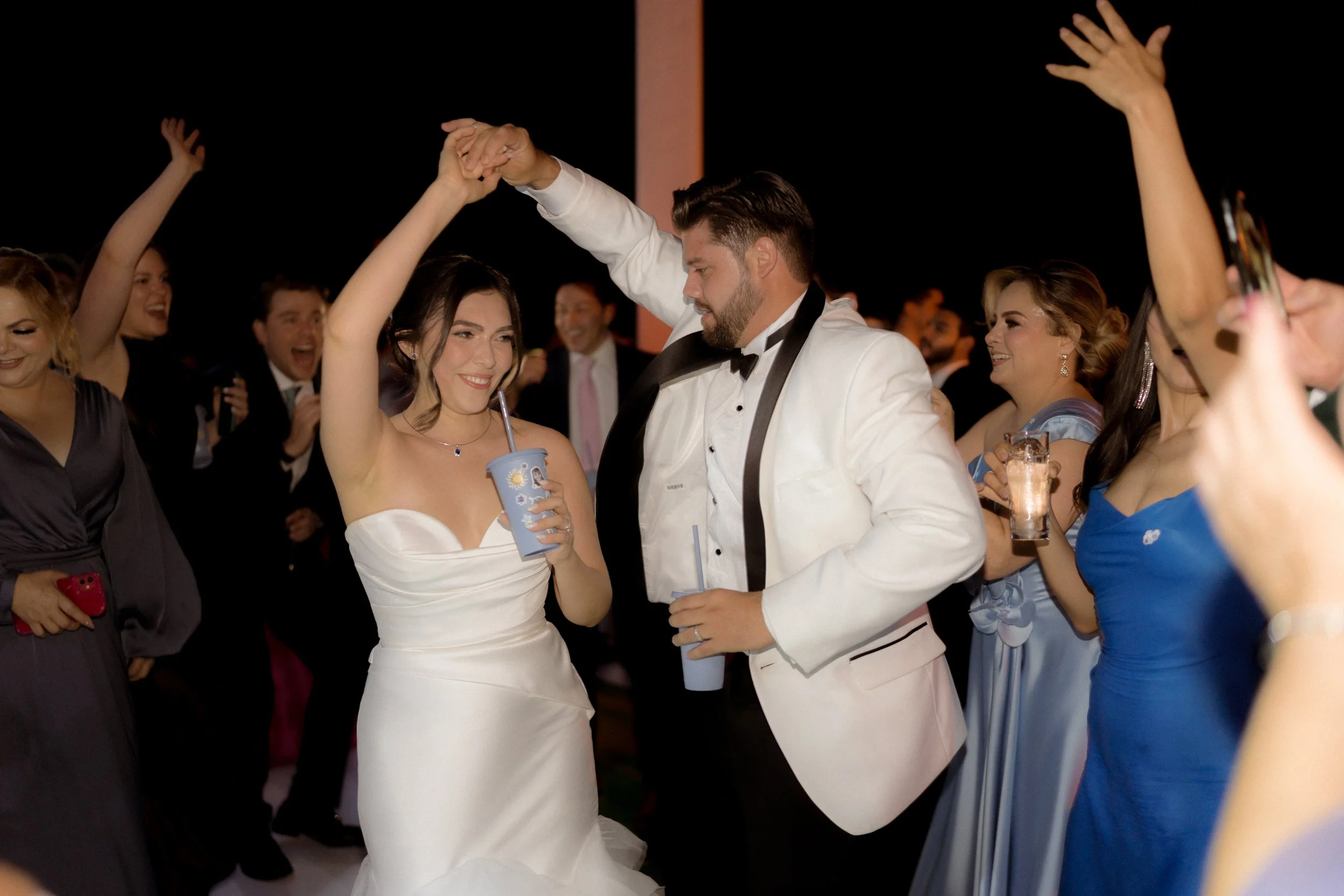 05-10-25 Wedding Abril & Luis-77.jpg