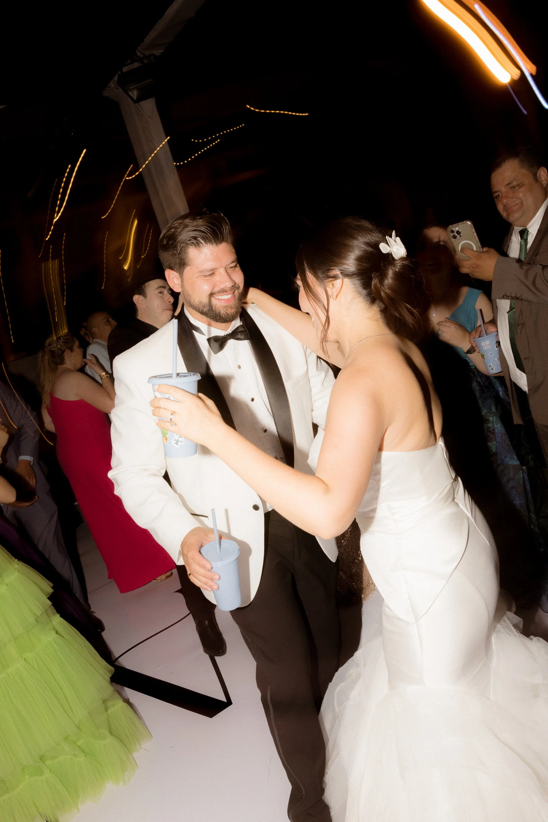 05-10-25 Wedding Abril & Luis-82.jpg