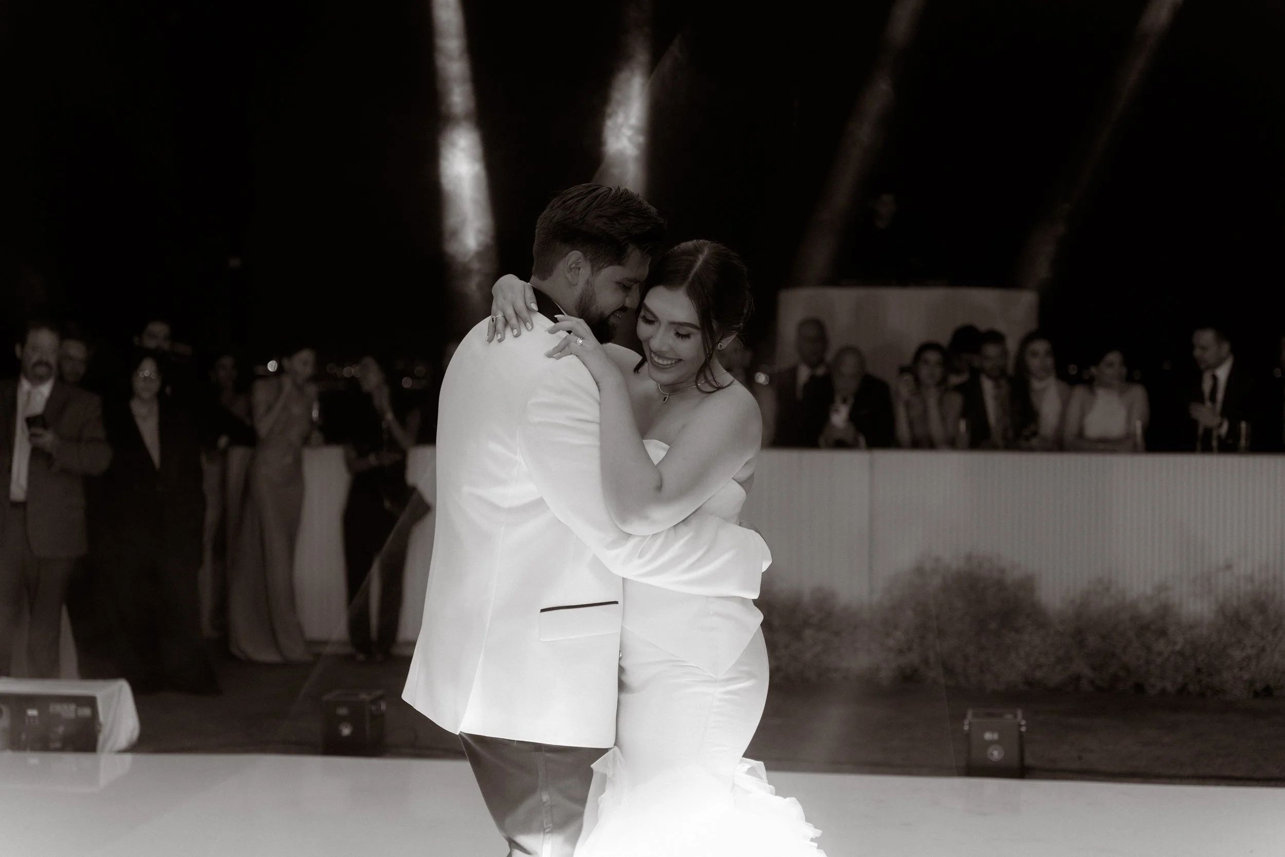 05-10-25 Wedding Abril & Luis-70.jpg