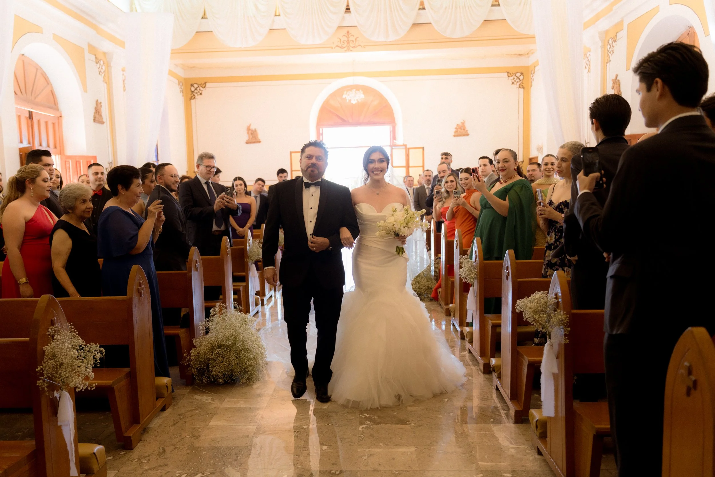 05-10-25 Wedding Abril & Luis-26.jpg