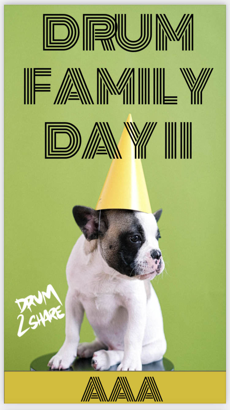 Perro con gorro de fiesta amarillo en fondo verde, celebrando el día de la familia de los tambores.