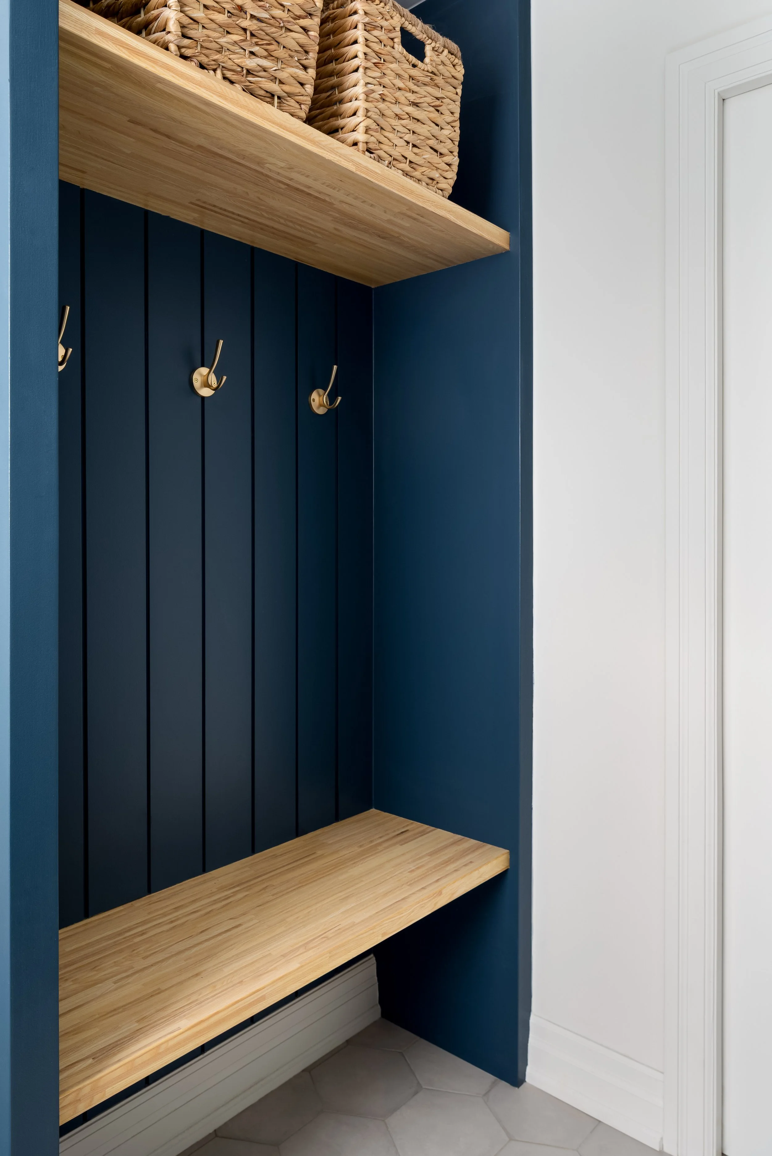 Mudroom Built-in Waterloo.jpg