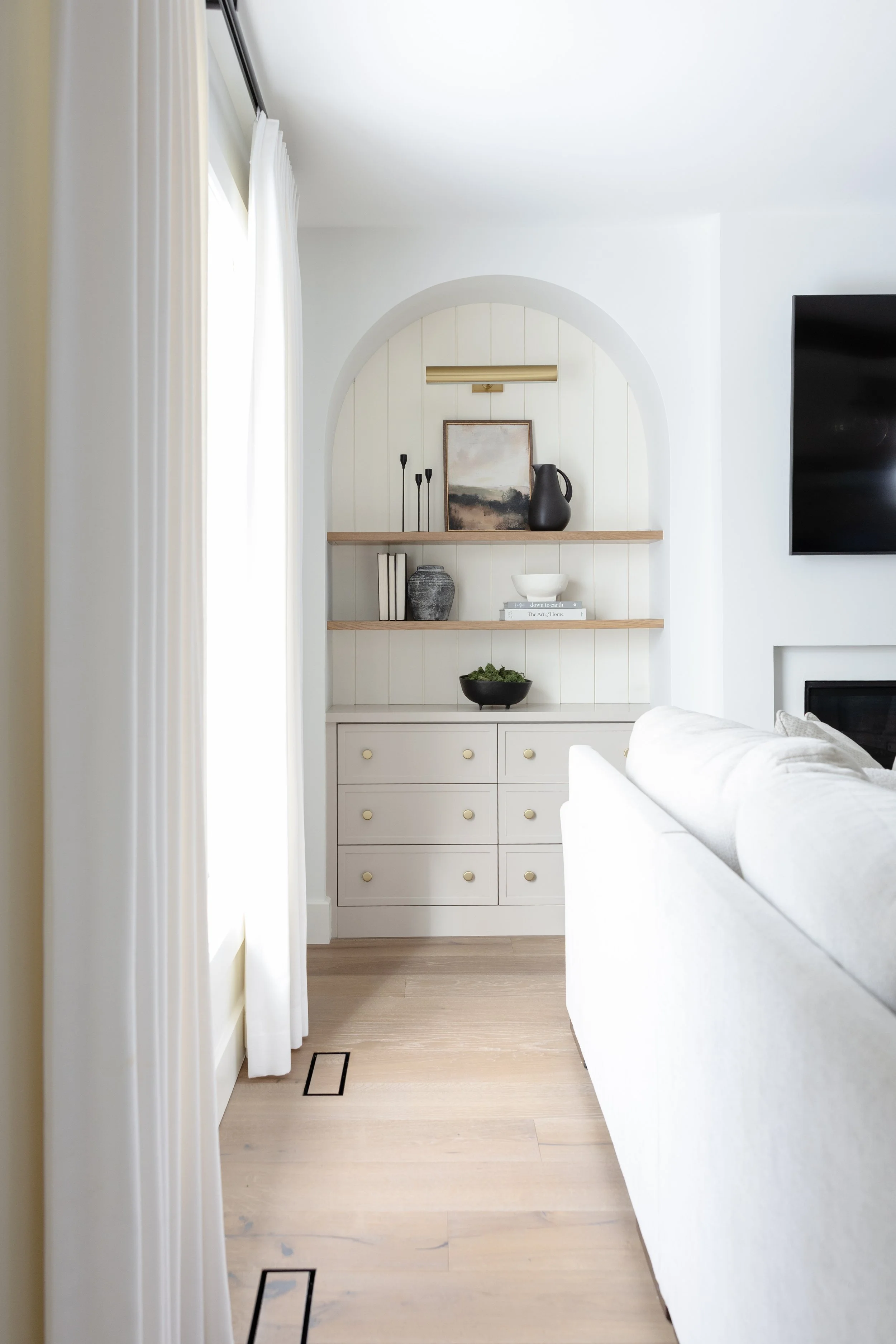 Paris_livingroom-decor.JPG