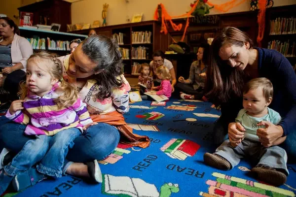 Children’s Hour / Hora de los niños