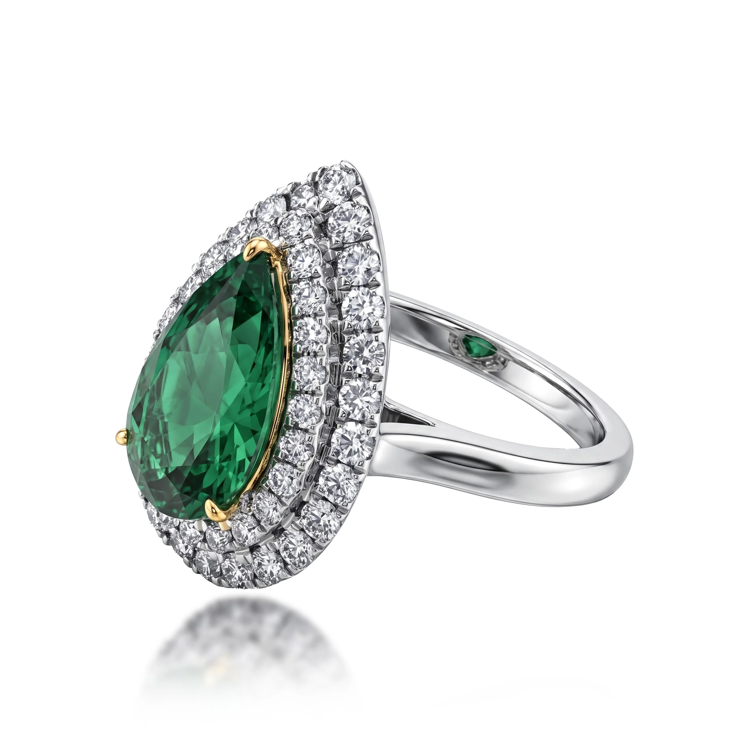 Columbian Emerald Diamond Ring