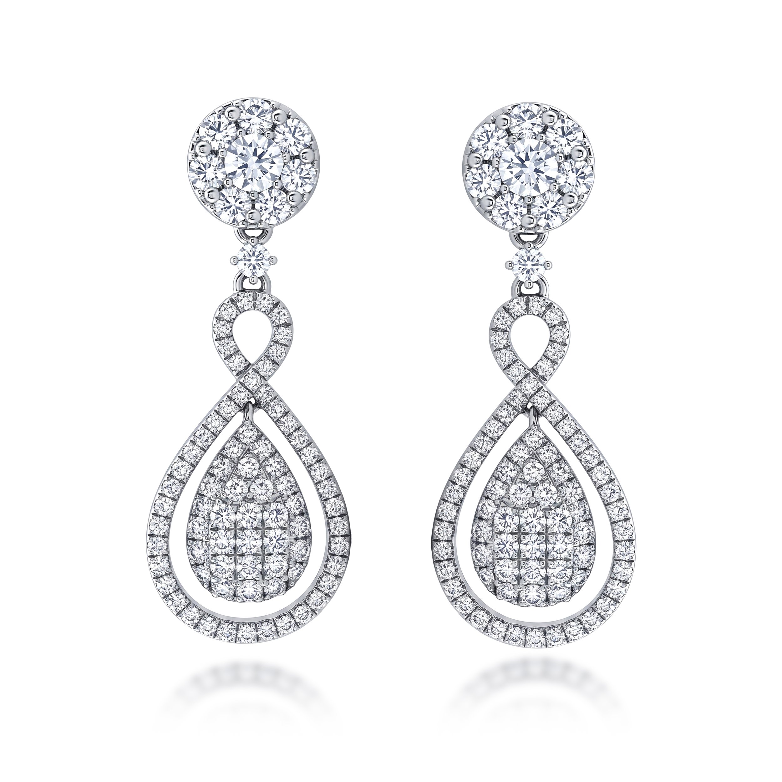 Danggling Diamond Earrings