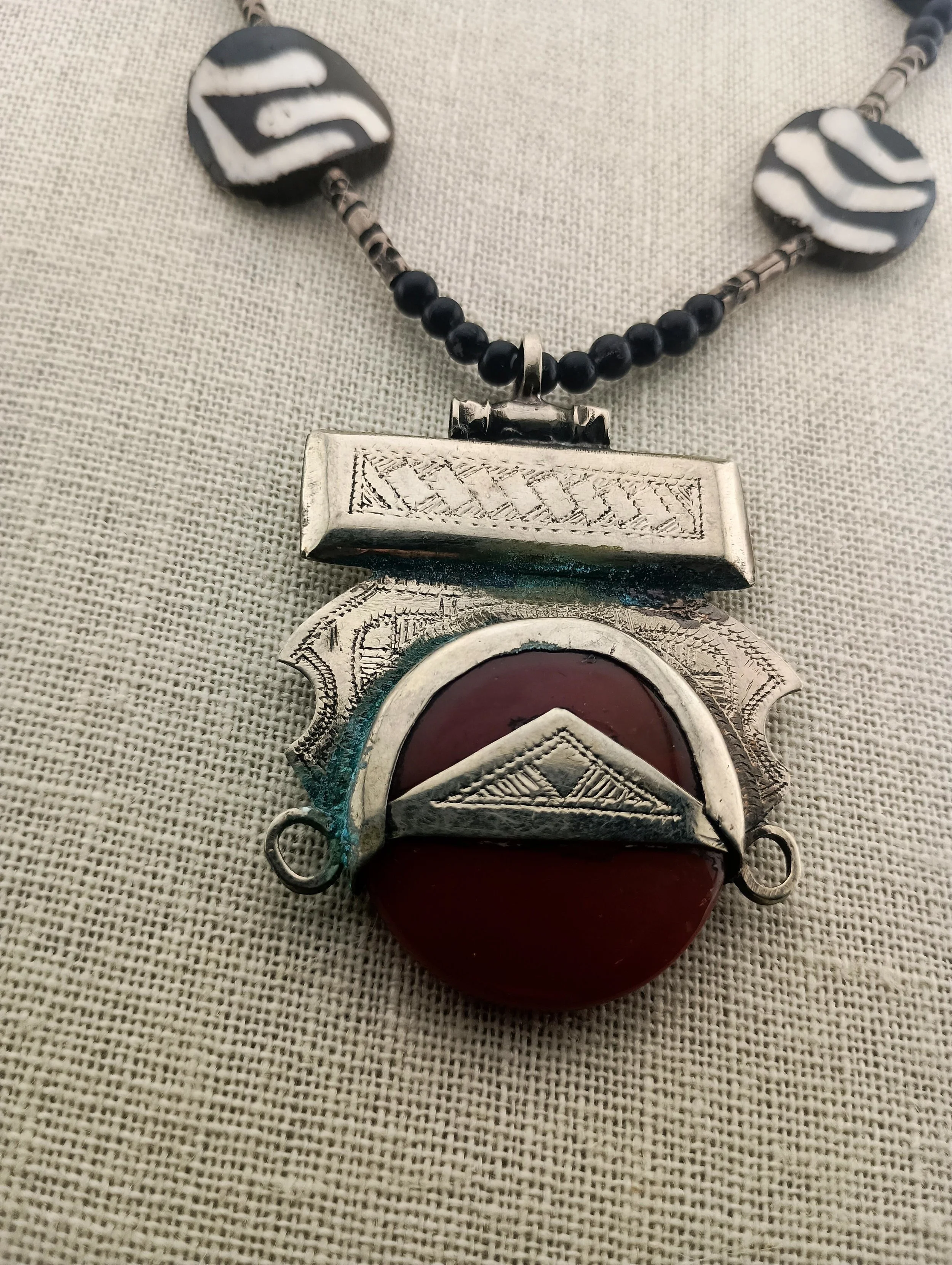 SGBN15 bust close up pendant.JPG