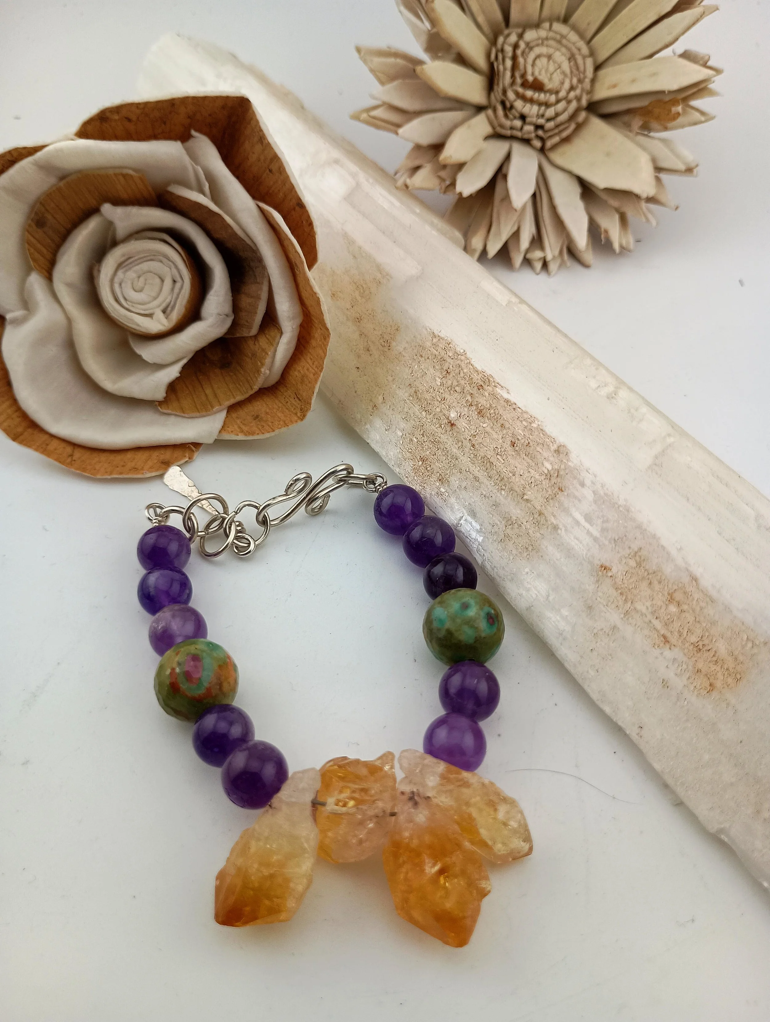 SGBB12 selenite two beige flowers.JPG