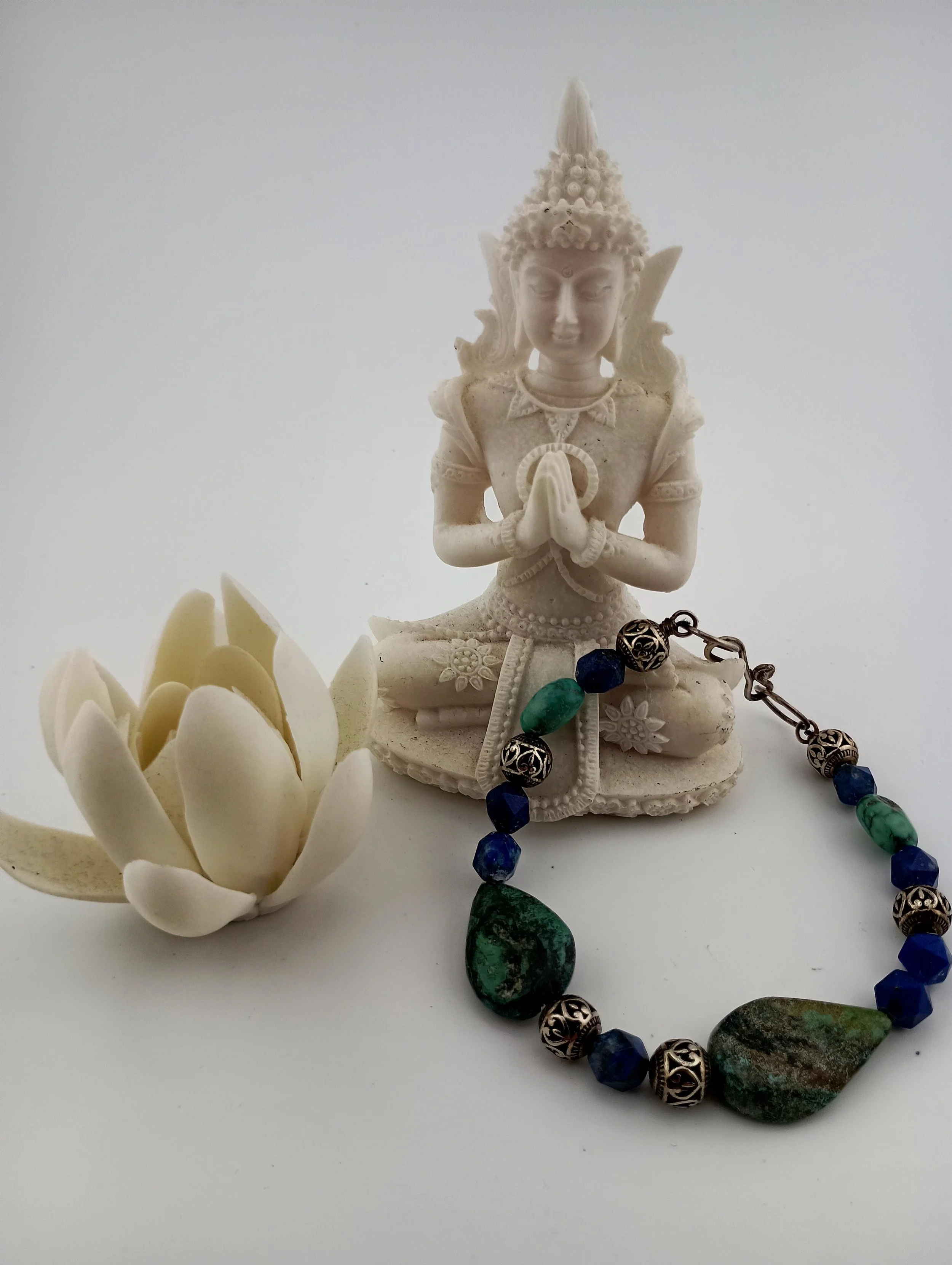 SGBB5 White Buddha and Lotus.JPG