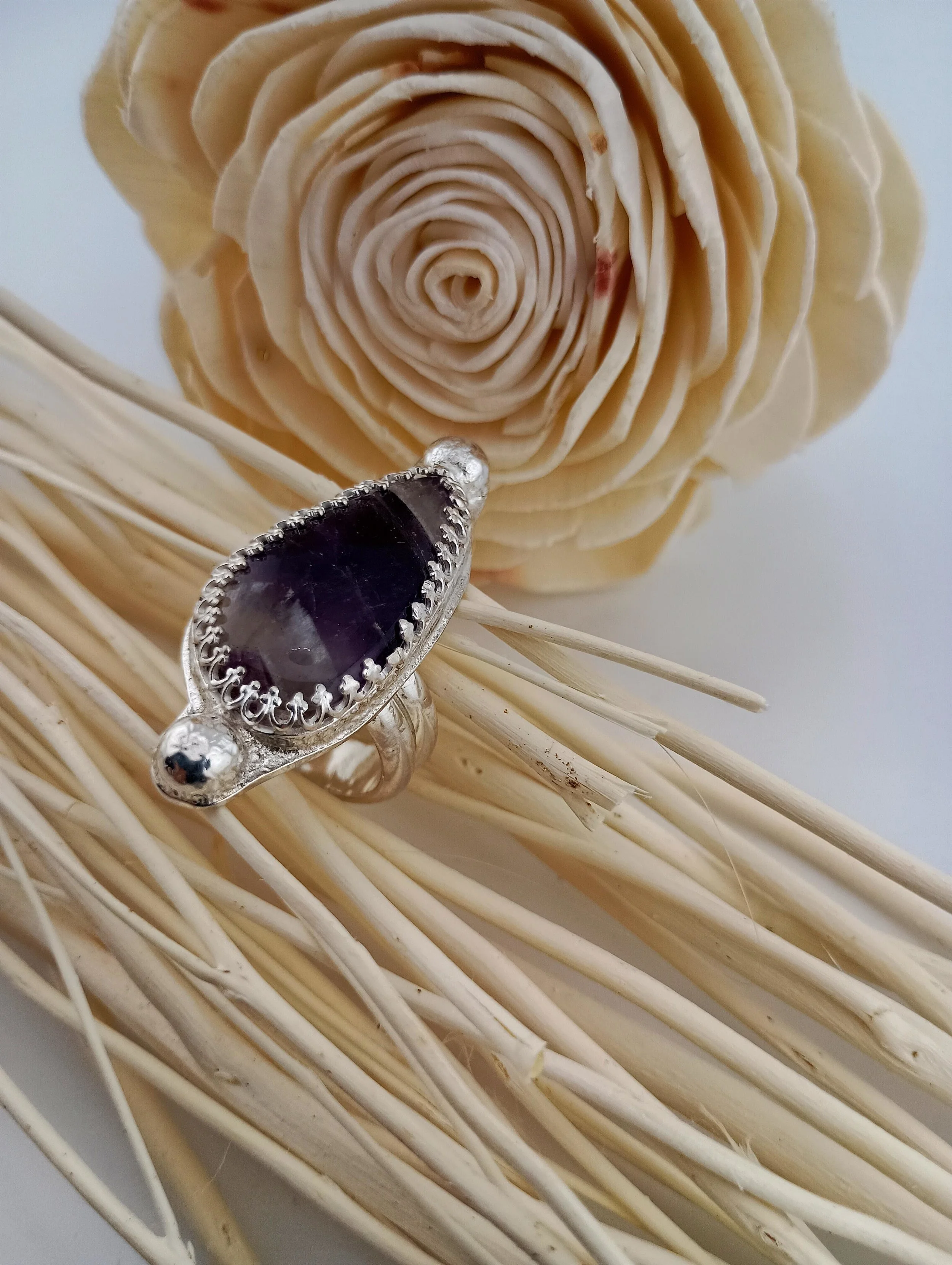 SGSR3 white rose white sticks.JPG