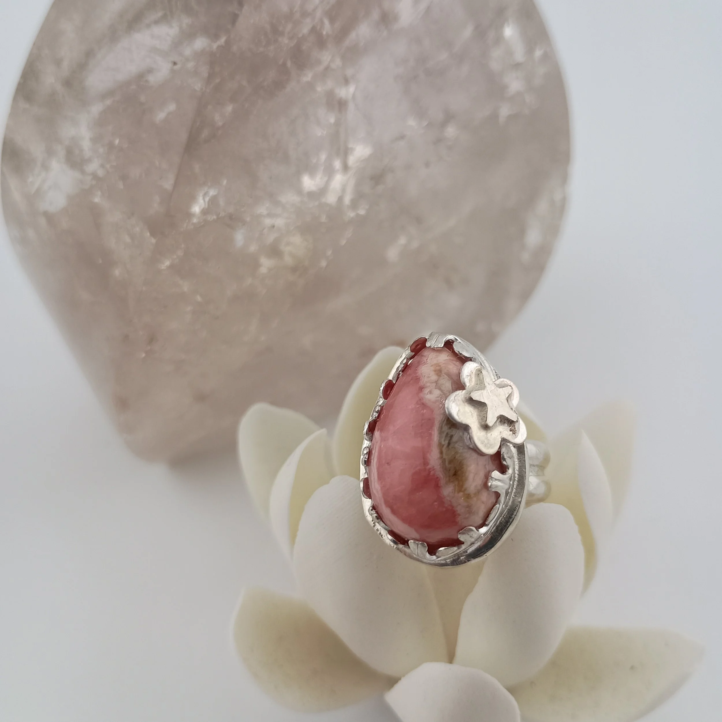 SGSR4 White lotus crystal front view.JPG