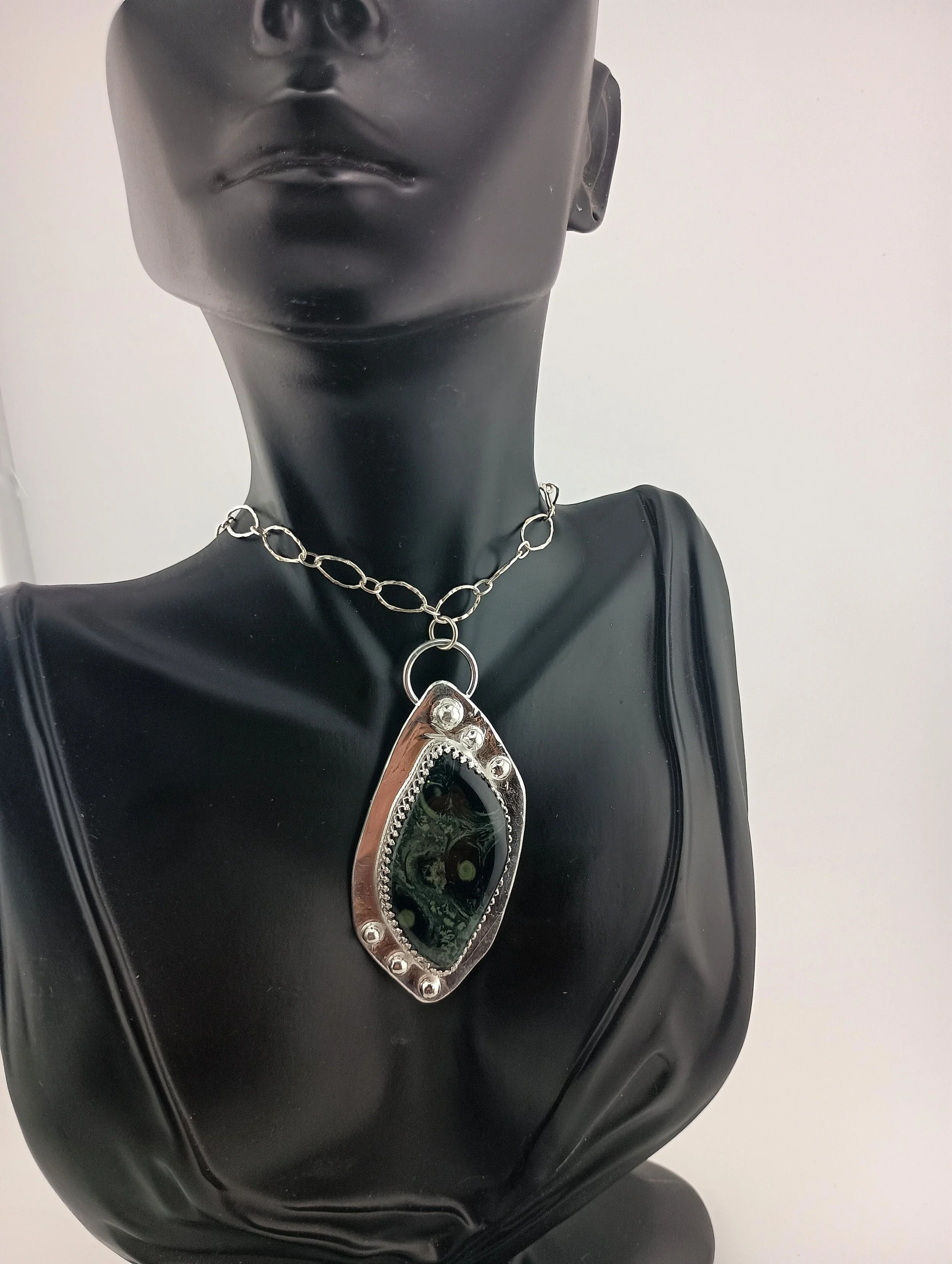 Kambaba Black Bust 2.JPG