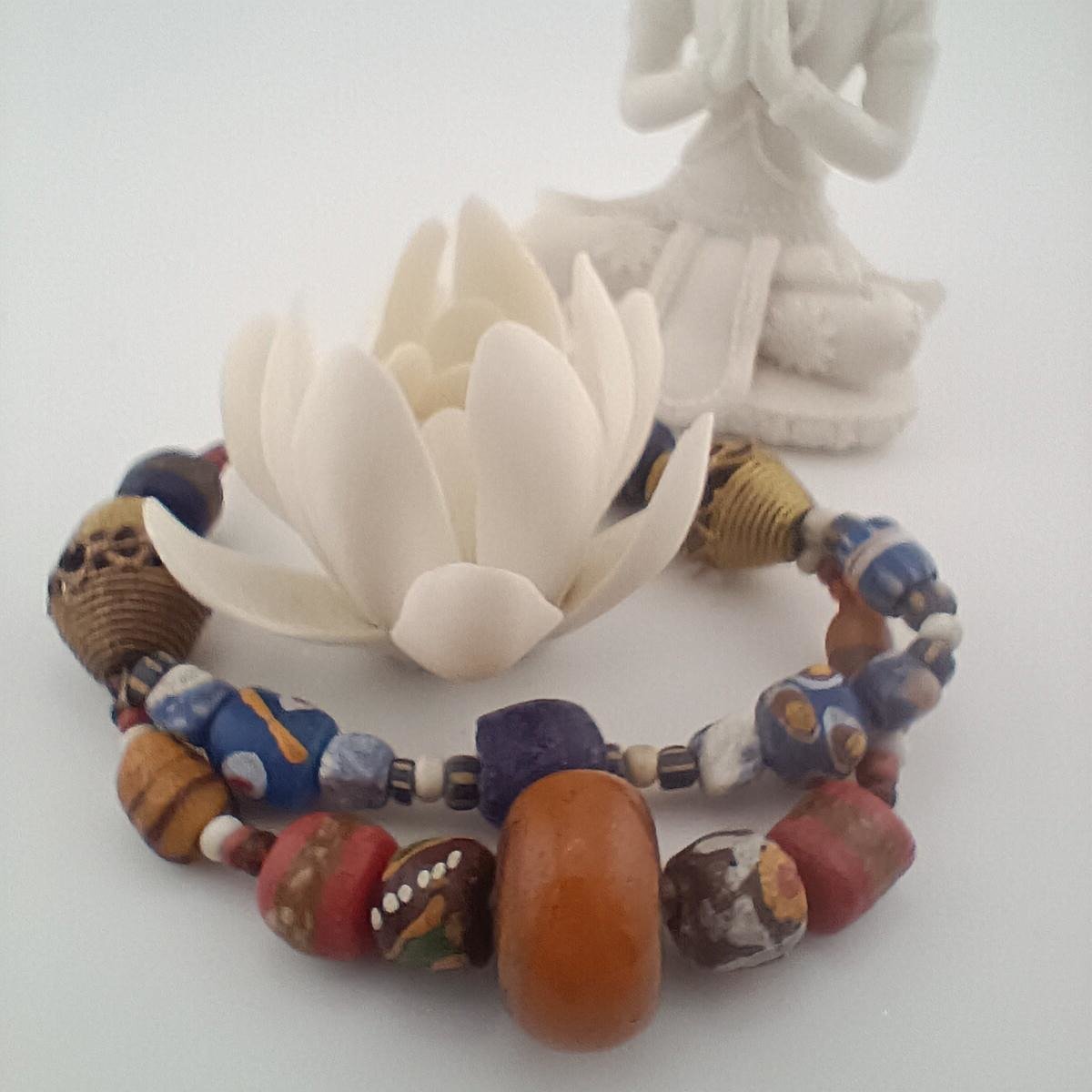 SGBB6 African Bracelet lotus Buddha white.JPG