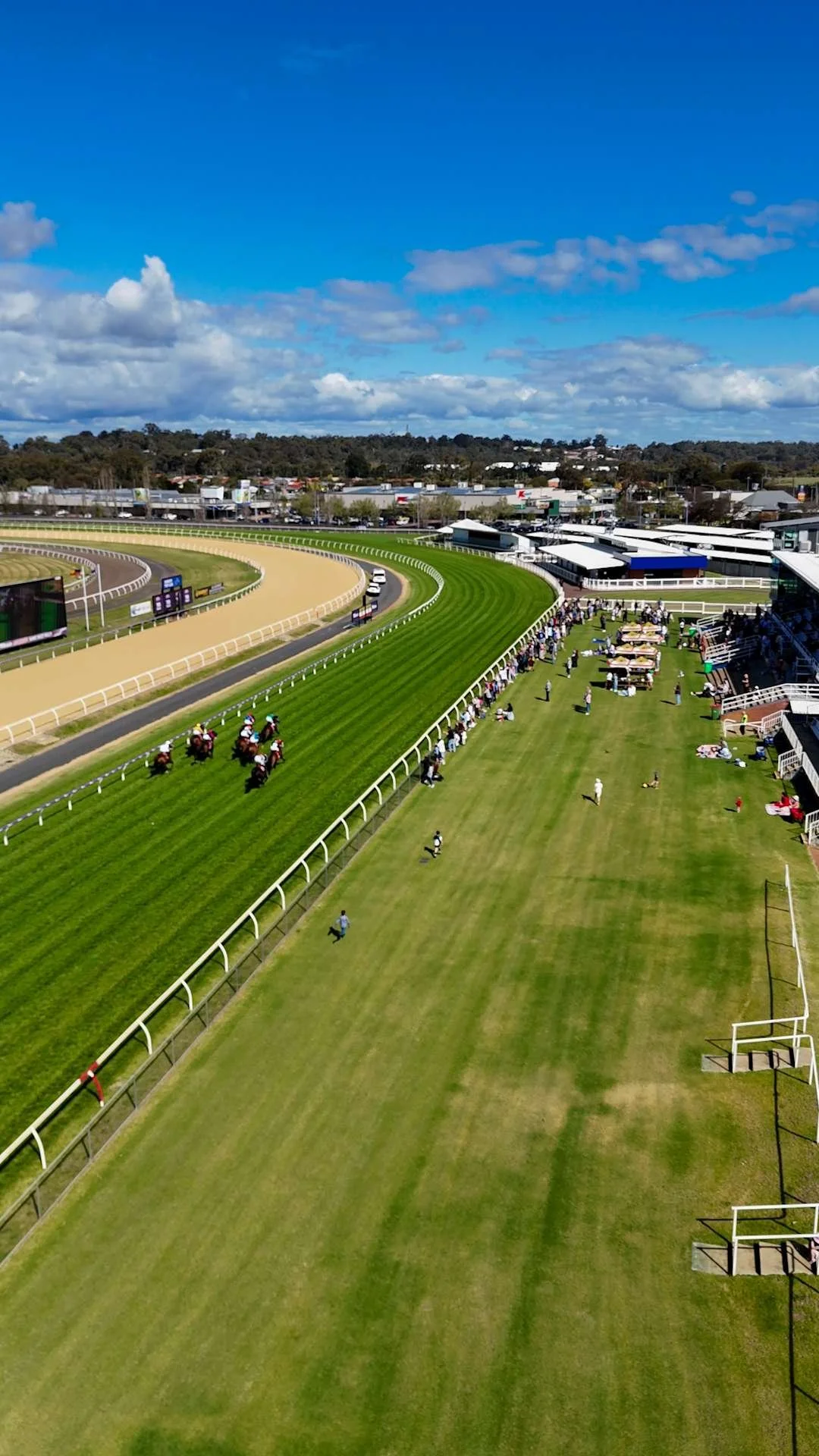 TURF CLUB - FAMILY DAY -122.jpg