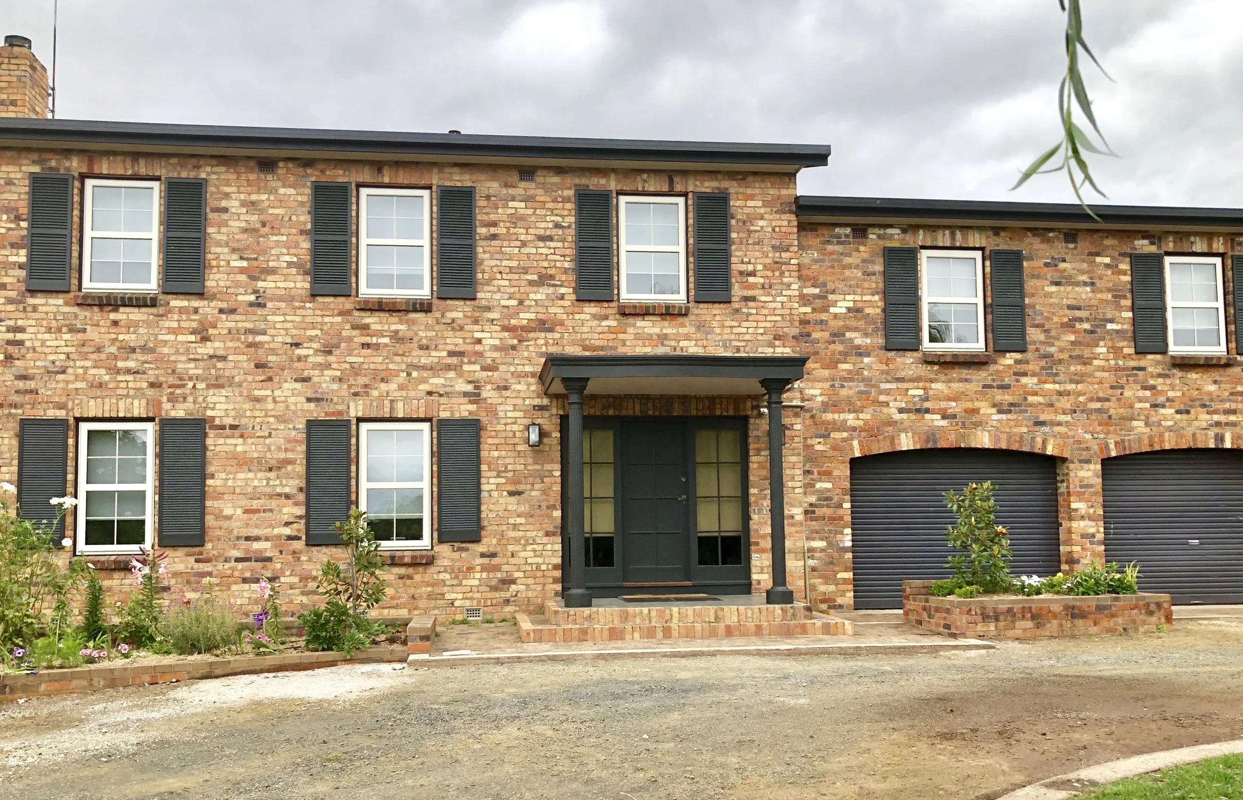 An upgrade to double glazing can thoughtfully preserve your heritage home's legacy all the while improving heat transfer year-round.