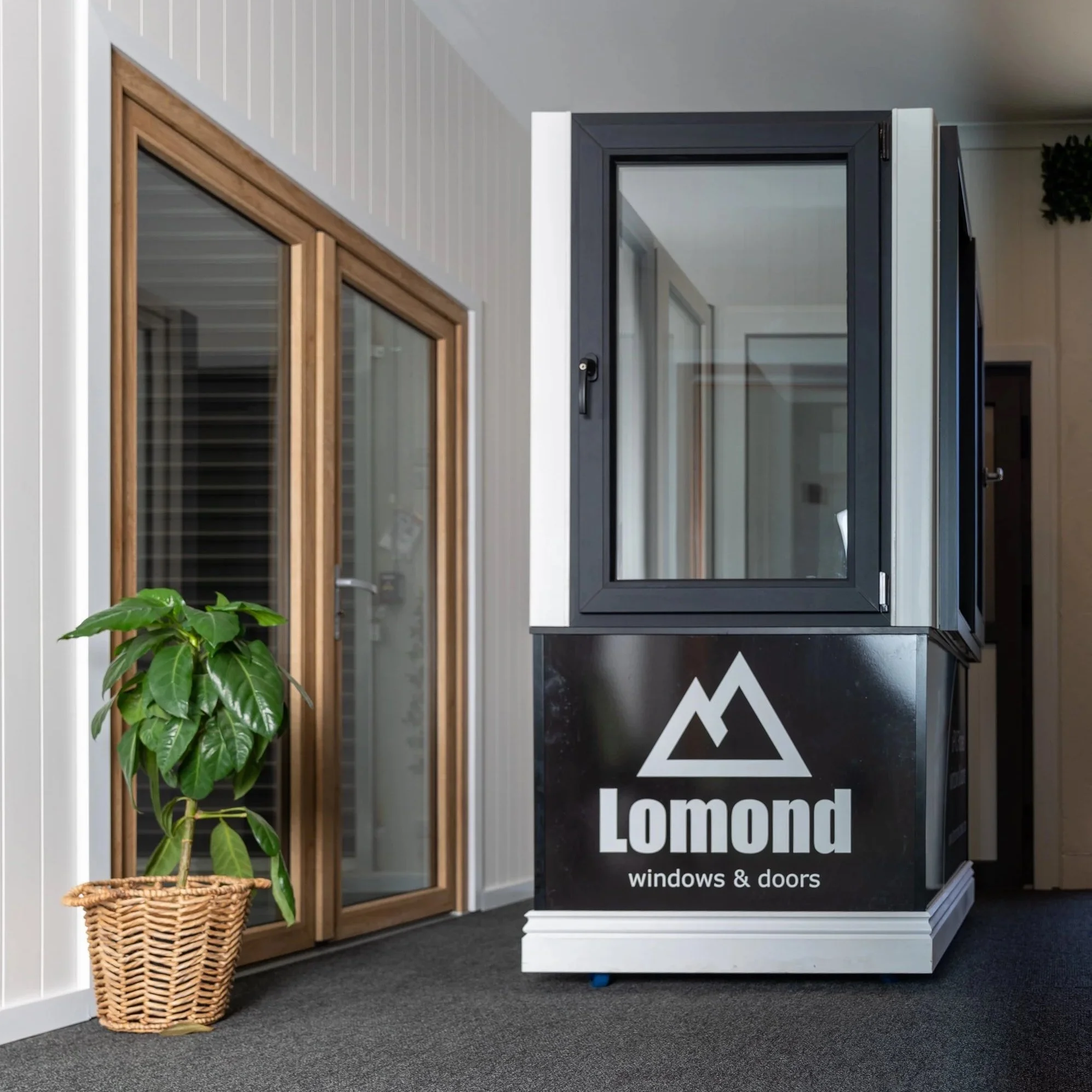 A clean and professional showroom that is open to the public in North Geelong. Please feel free to visit our showroom to learn more about our Windows and Doors.