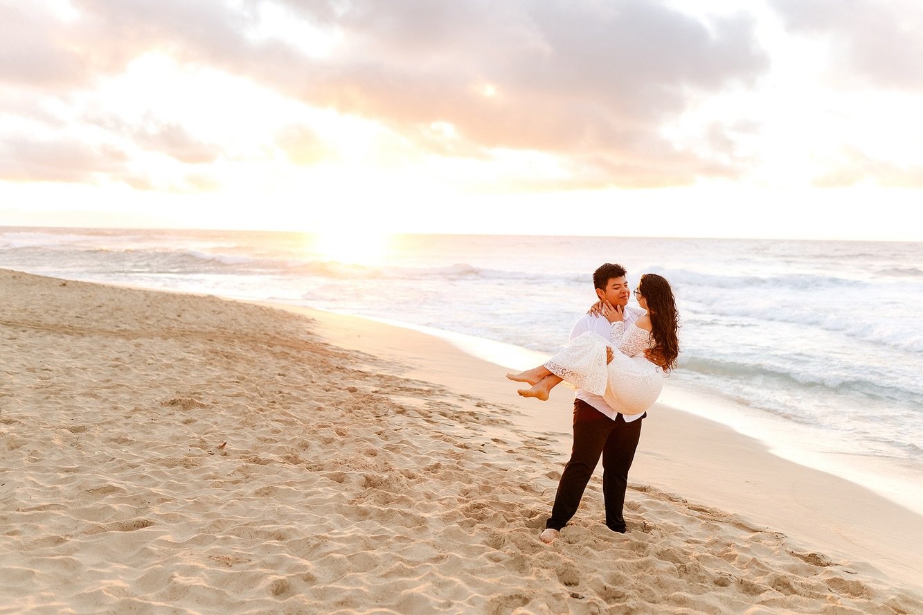 If you&rsquo;ve ever considered eloping, this is your sign!
Golden light, ocean air, and a love that feels like home. 🫶🏼

#elopement #hawaiiphotographer #oahuphotographer #hawaiicouplesphotographer #oahucouplesphotographer