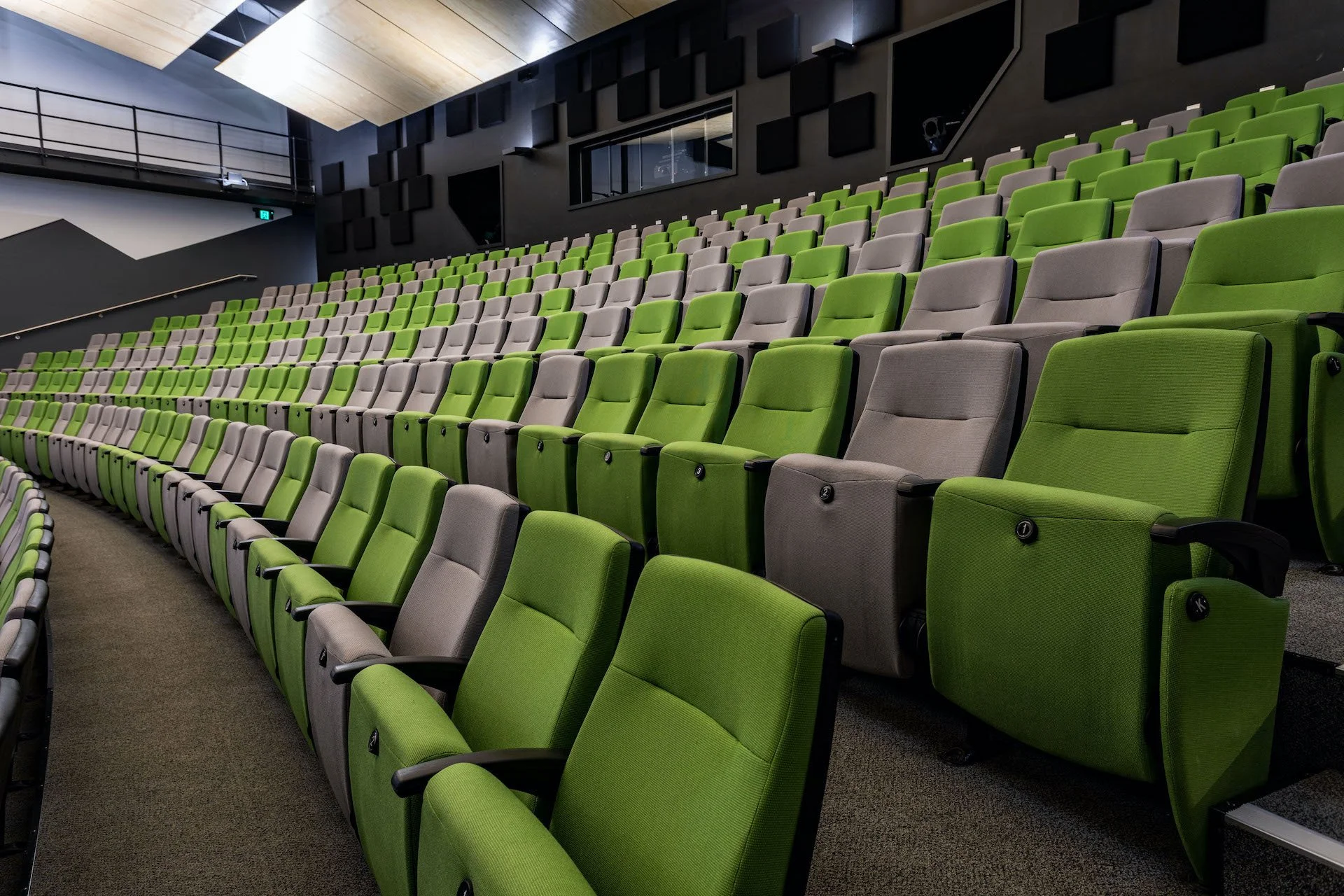 Loyola_College_Melbourne_Theatre_2020-15.jpg