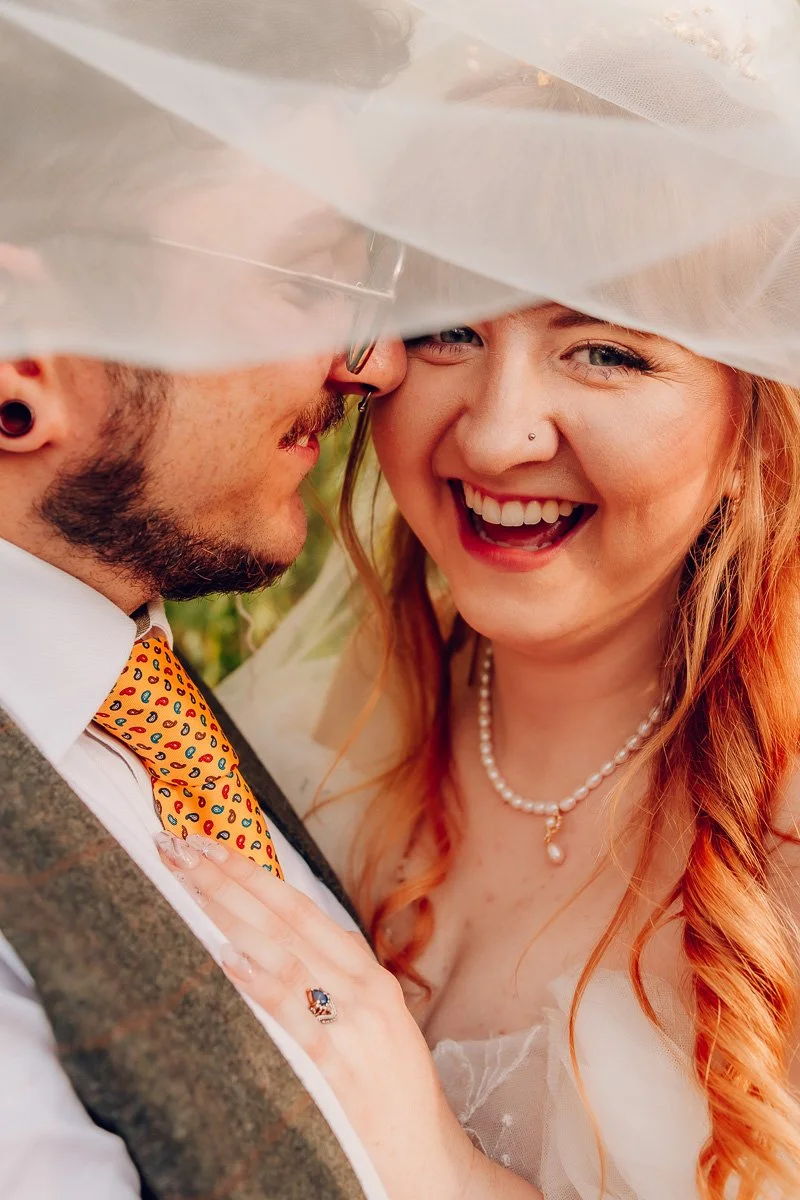 Colourful_Captains_wood_Barn_Wedding_AC-84.jpg