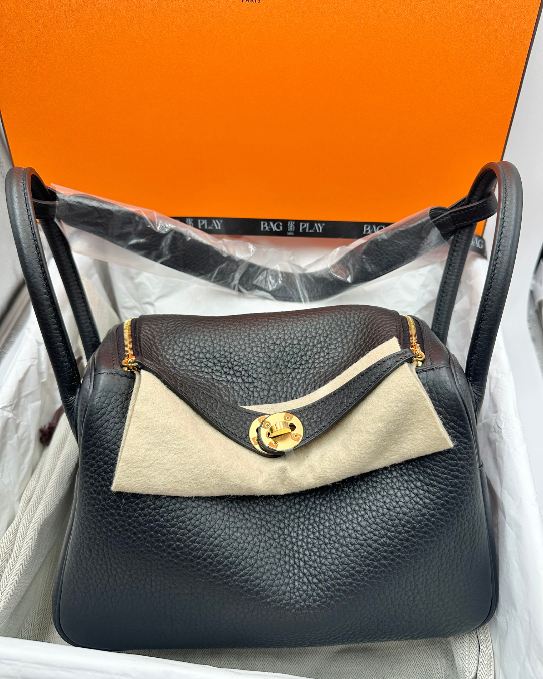 Hermes Lindy 26 (Noir)