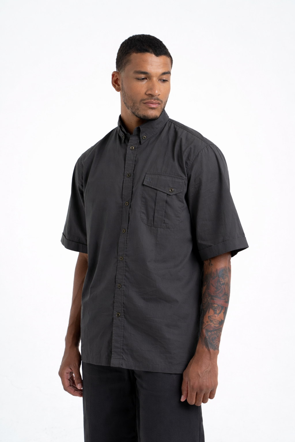 form 1 balck- nunduk 3_4 v2.png