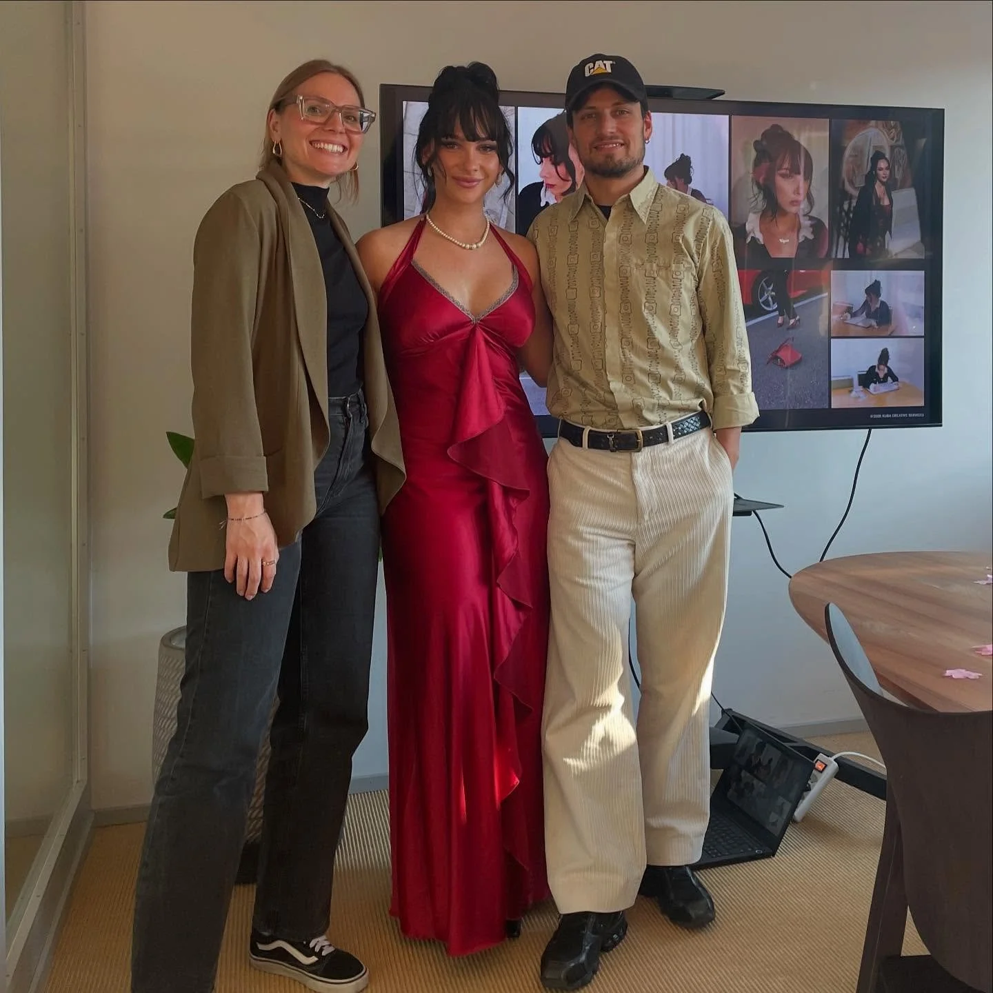 Zur Feier des Tages, gab es ein Ap&eacute;ro mit dem lieben @kuba_cs , welcher f&uuml;r meine Webseite zust&auml;ndig war und der starken @frauenzentrale_zh , welches dies alles umgesetzt hat. 

Diesen Erfolg widme ich euch @frauenzentrale_zh  @kuba_