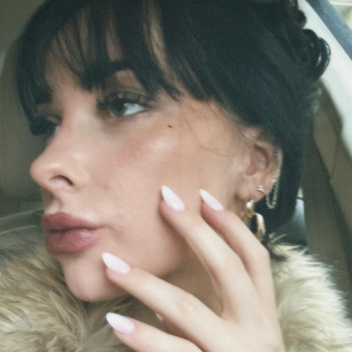 Ich habe nichts dagegen, in einer Welt von M&auml;nnern zu leben, solange ich darin eine Frau sein kann. 💍🤱🏻👠