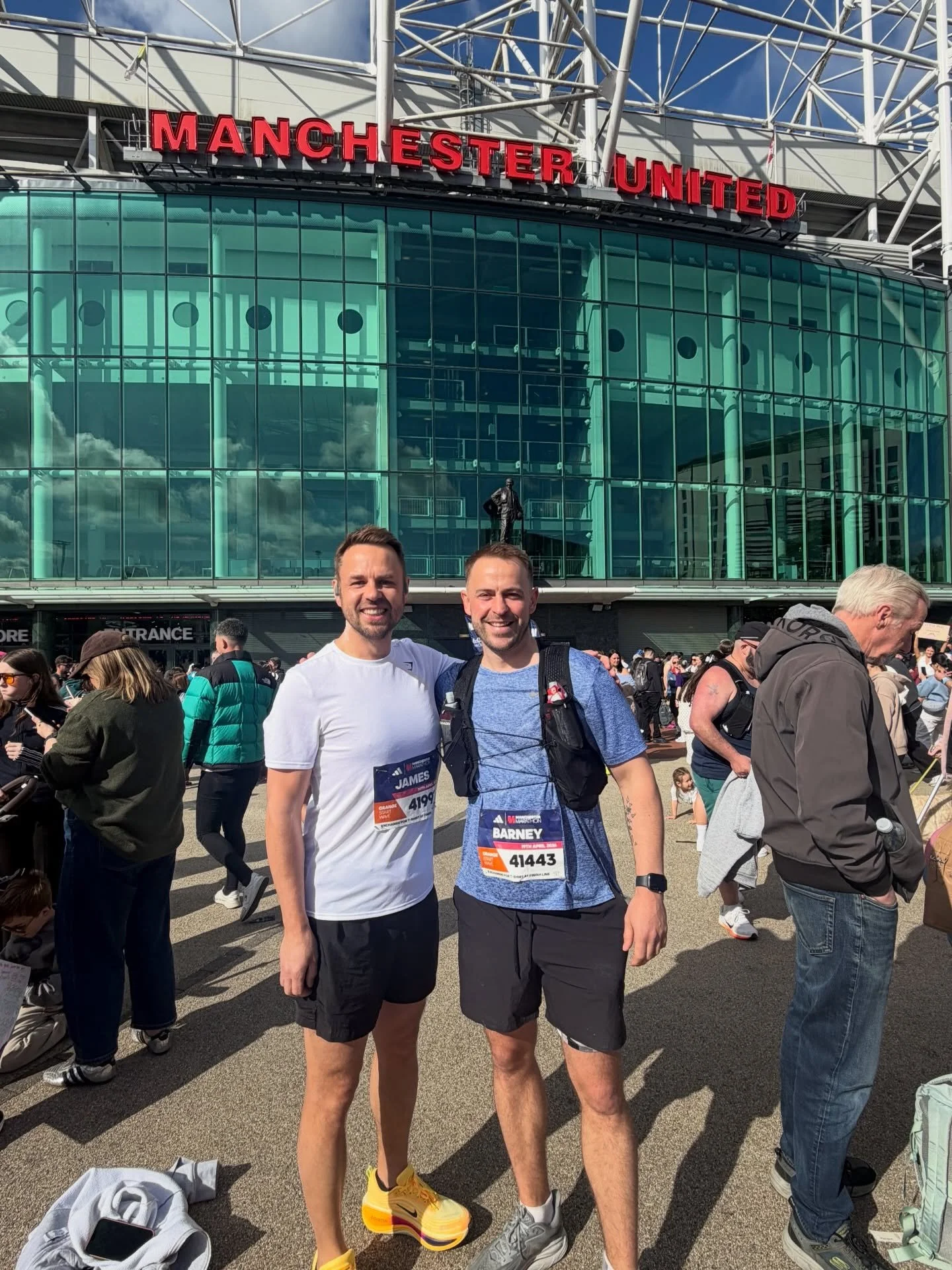 Had an amazing day in Manchester doing my first Marathon. Such a privilege to be able to do it both health wise and financially etc I will never take it for granted being able to use my body. I want to thank my @izziegazzard who has been such an amaz
