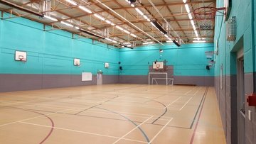 small_Jubilee_High_-_Main_Sports_hall__1.jpg