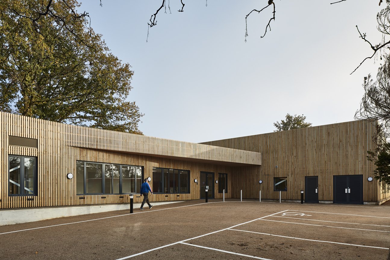 LUSHER_Bu'sen-Centre 033.jpg