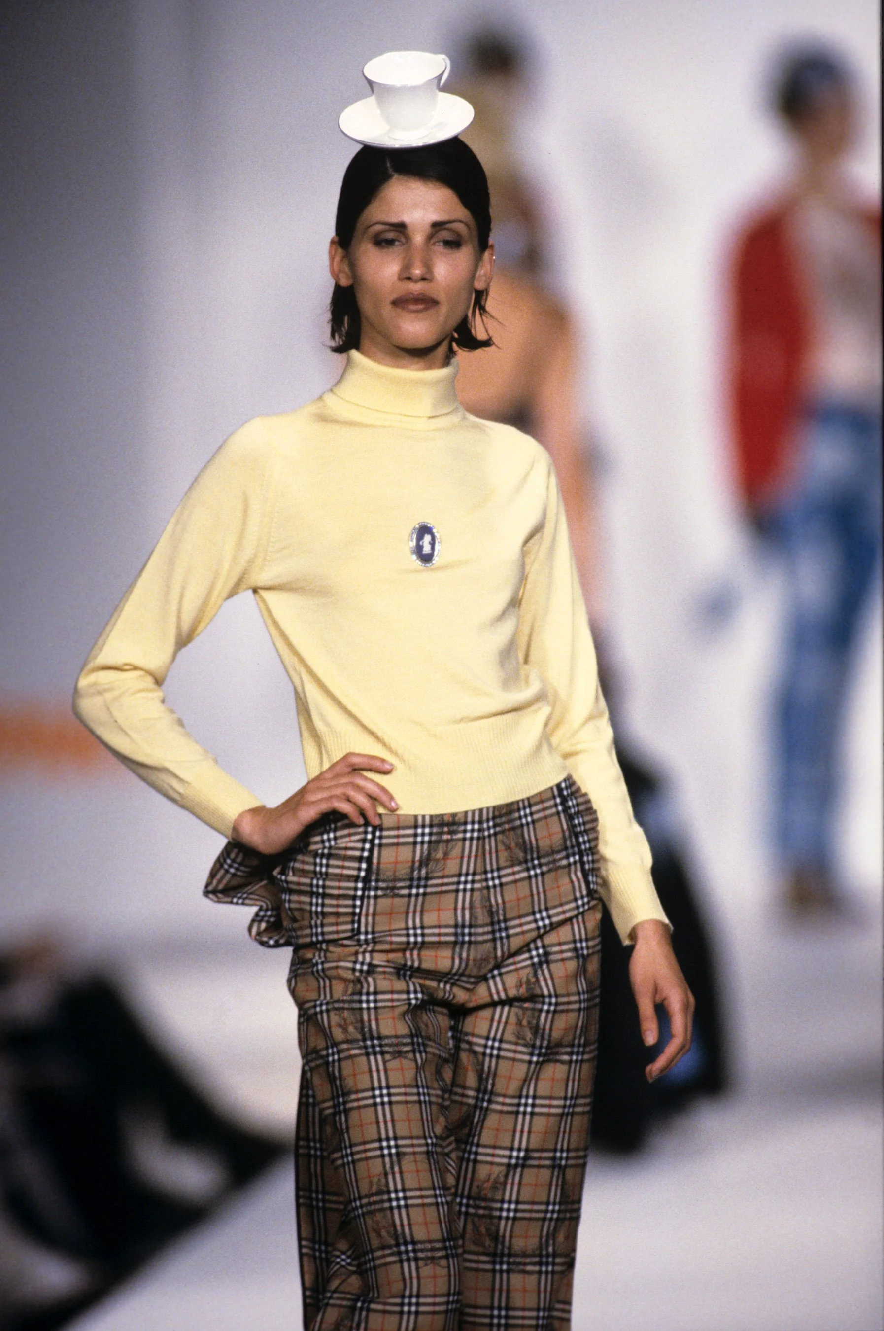 1997 - Scott Henshall (now international design(1).jpg