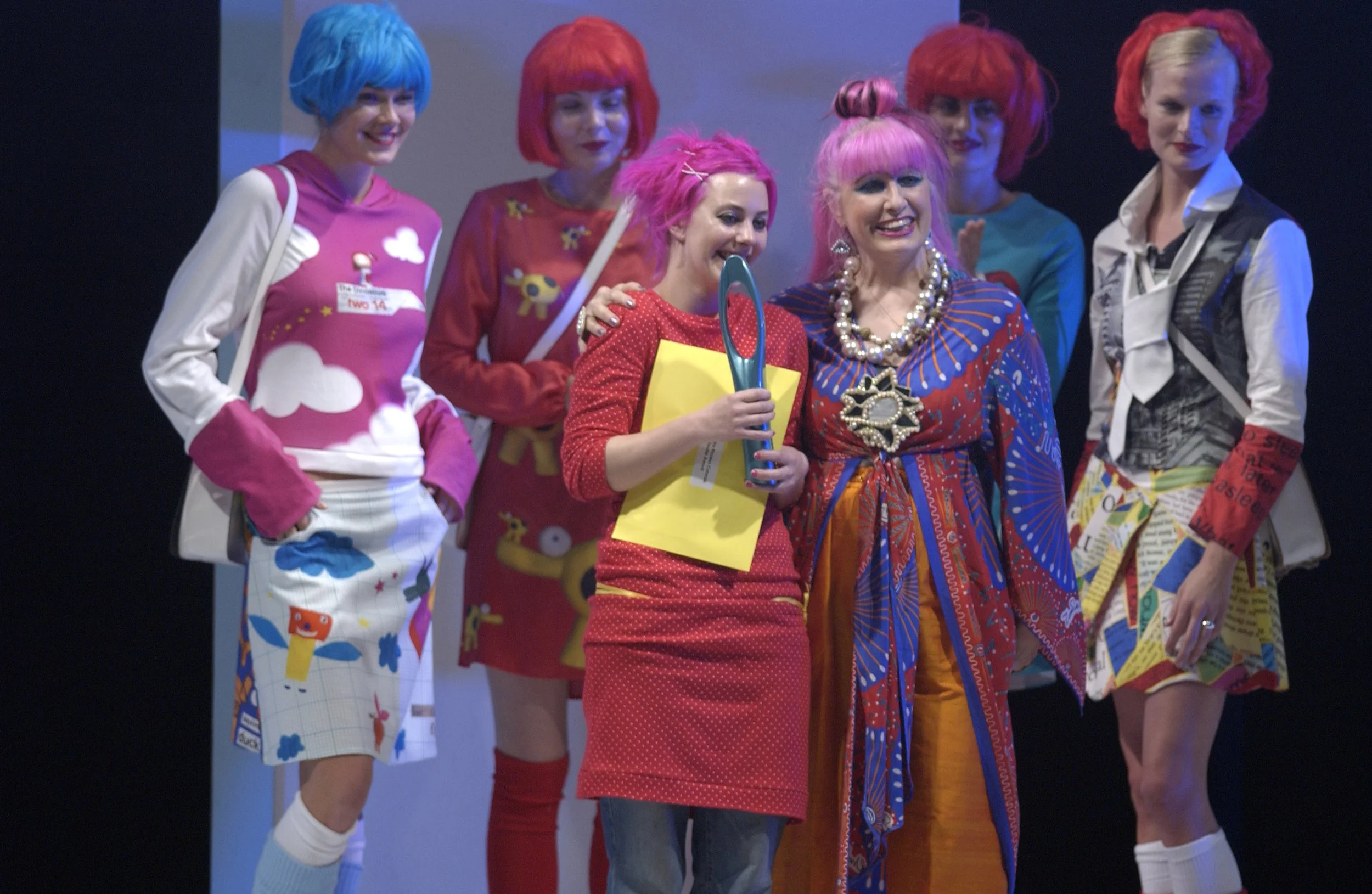 2004 - Dame Zandra Rhodes and Winner Vicky Kerridge.jpg
