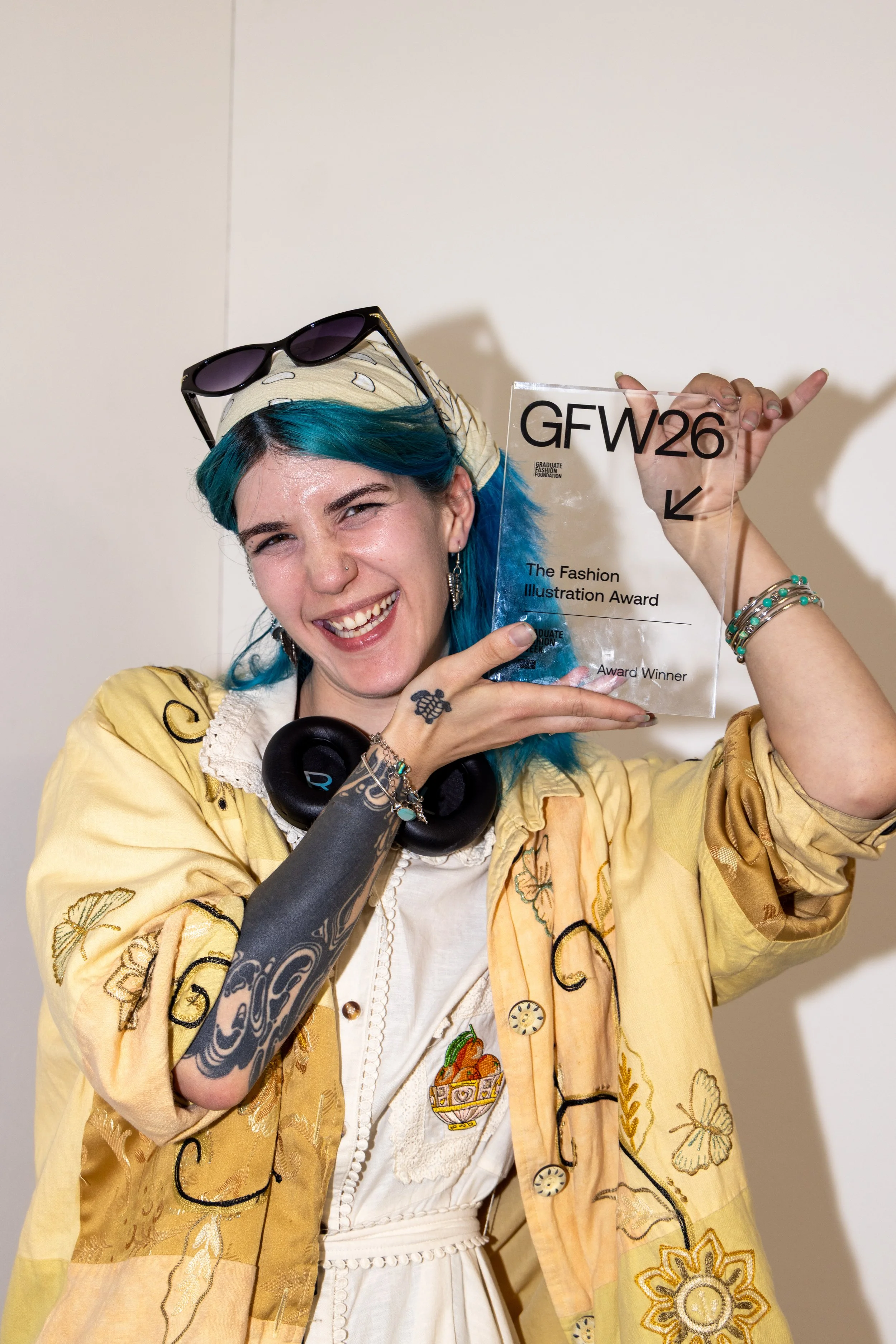 IllustrationAwardWinner_IzzyBracknell_1.jpg