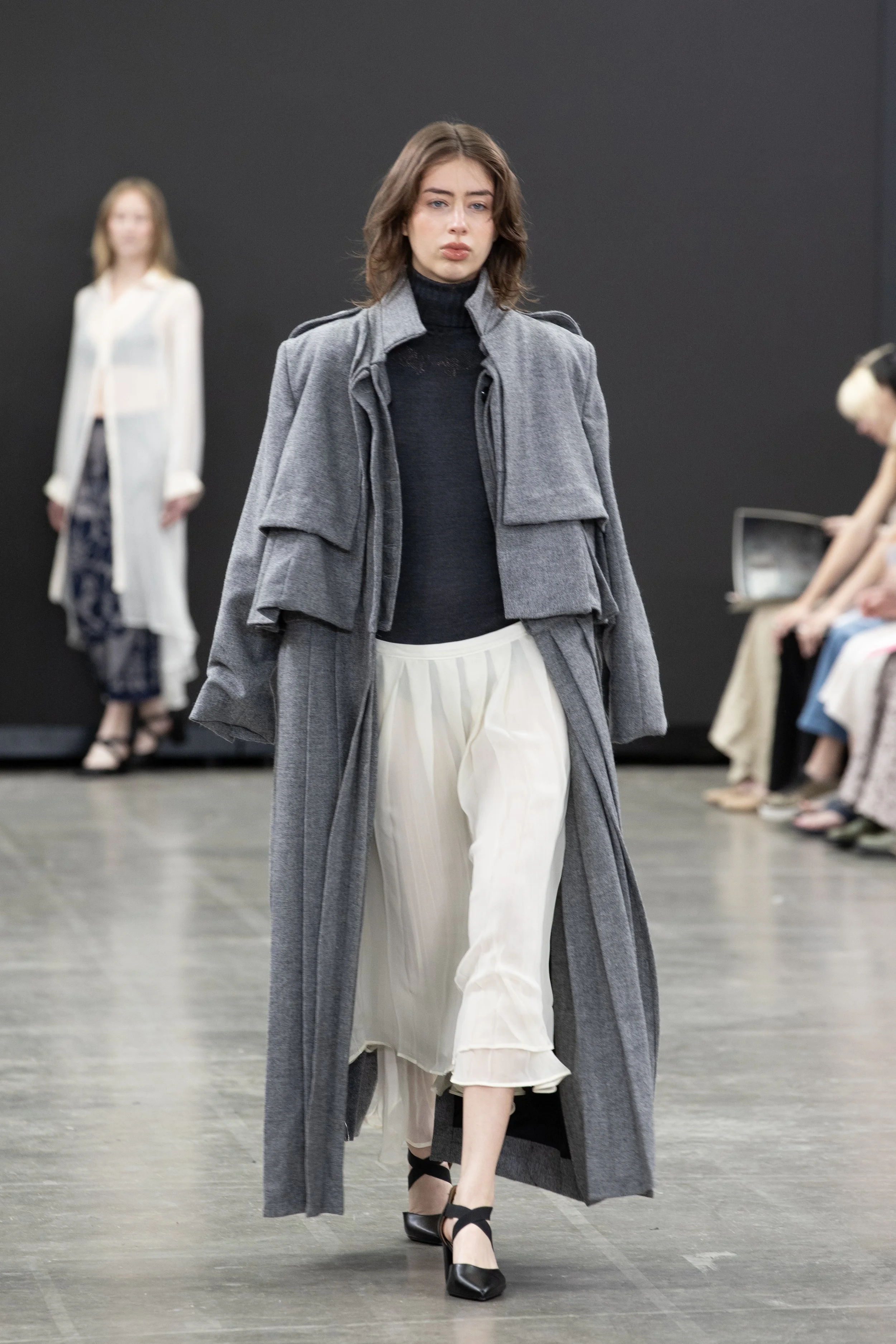LN10-RAYALICE.jpg