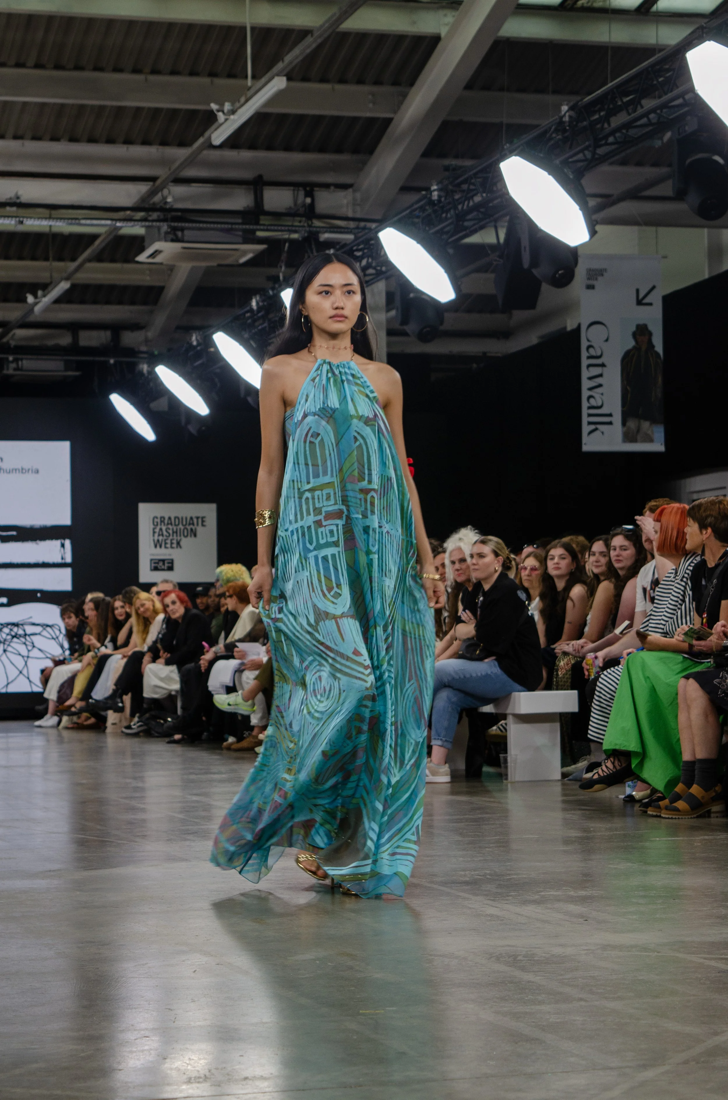 Lily Mariner NU runway 22.jpg