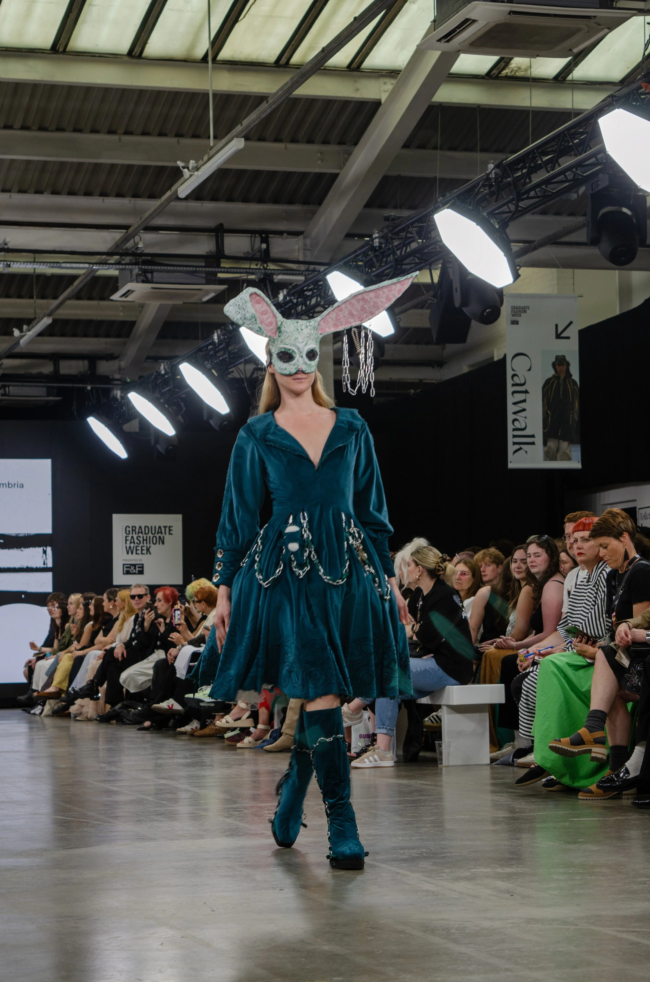 Lily Mariner NU runway 25.jpg