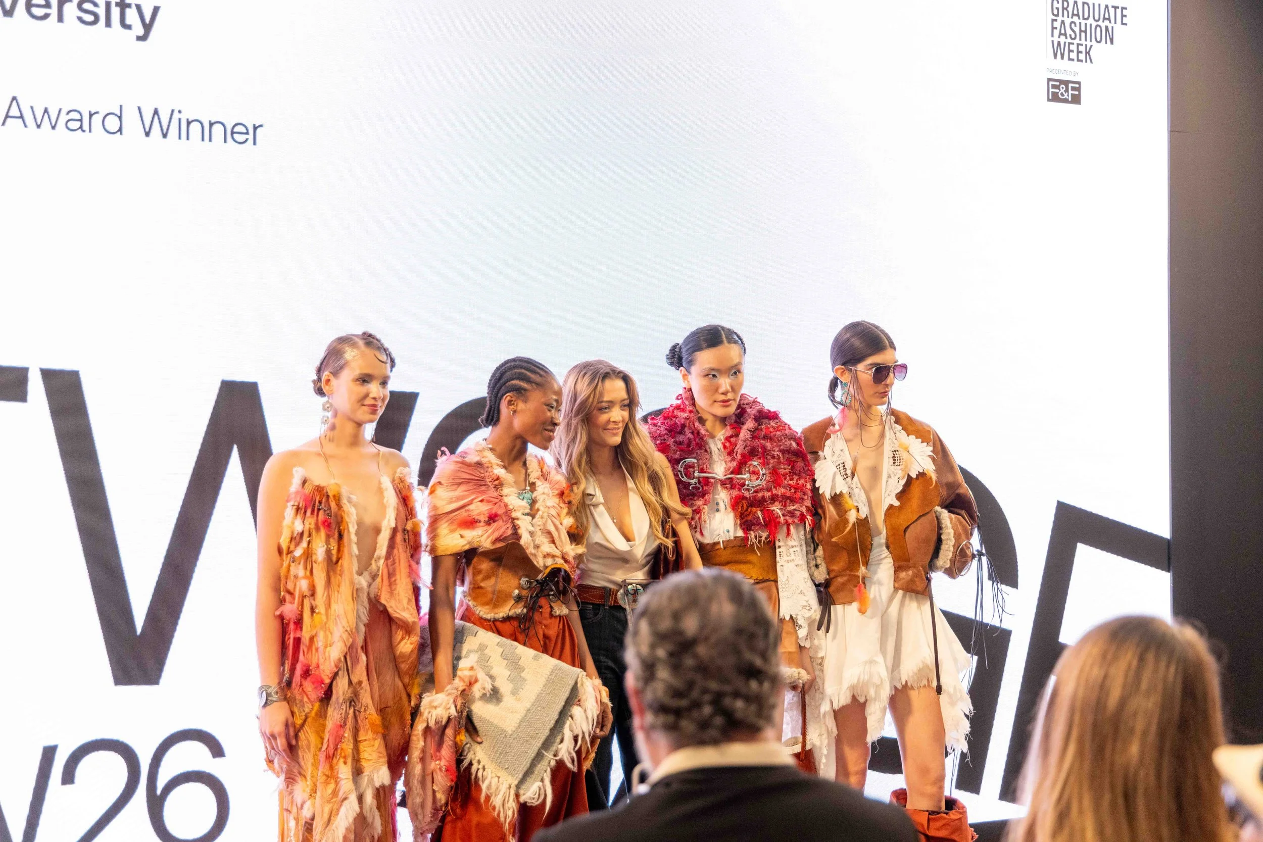 GalaAwards_byIzzyBracknell_52.jpg