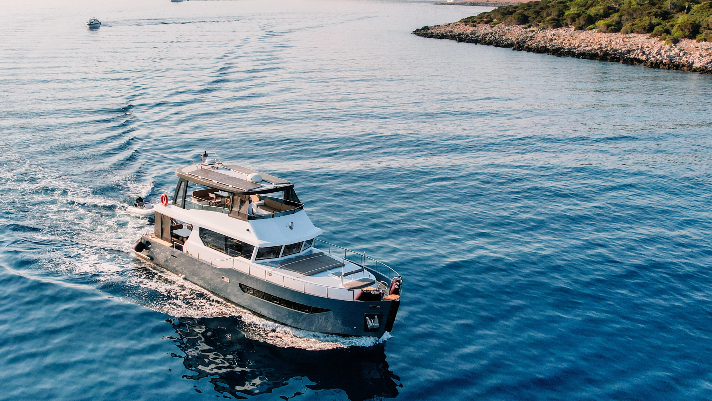 Blu 14 Custom Trawler 19 Meter Motoryacht
