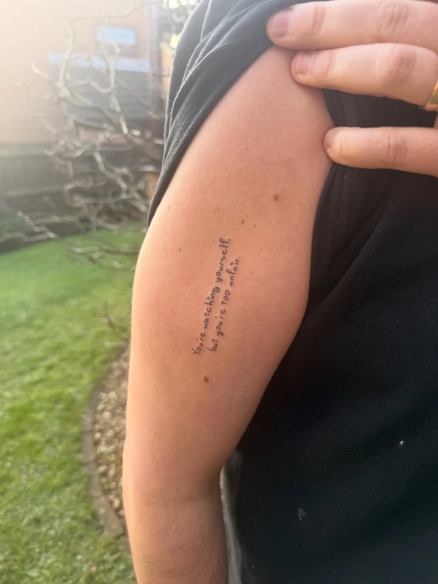 Not only did we do another skull &hellip;but we also did this pretty cool tat! Lyrics from David Bowie&rsquo;s Rock n Roll suicide, in David Bowie&rsquo;s handwriting!  Who knew there was an app for that?! Amazing! 🎸

#cardiff #cardifftattoo #davidb