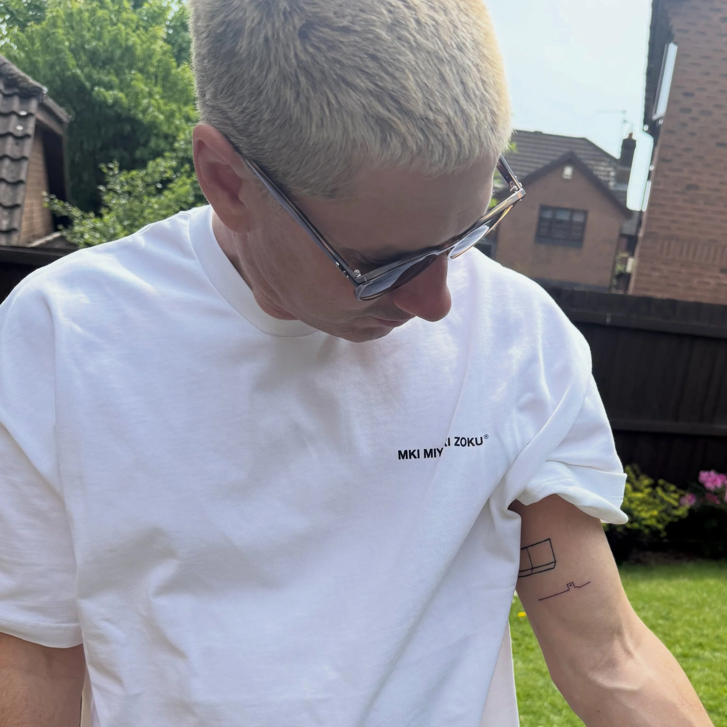 Sa Trinxa Ibiza tattoo, IYKYK 🌅🍹

Tattoo Tributes of your fave places 🗺️

#satrinxa #tinytattoos #cardifftattoostudio #finelinetattoo #cardifftattoo