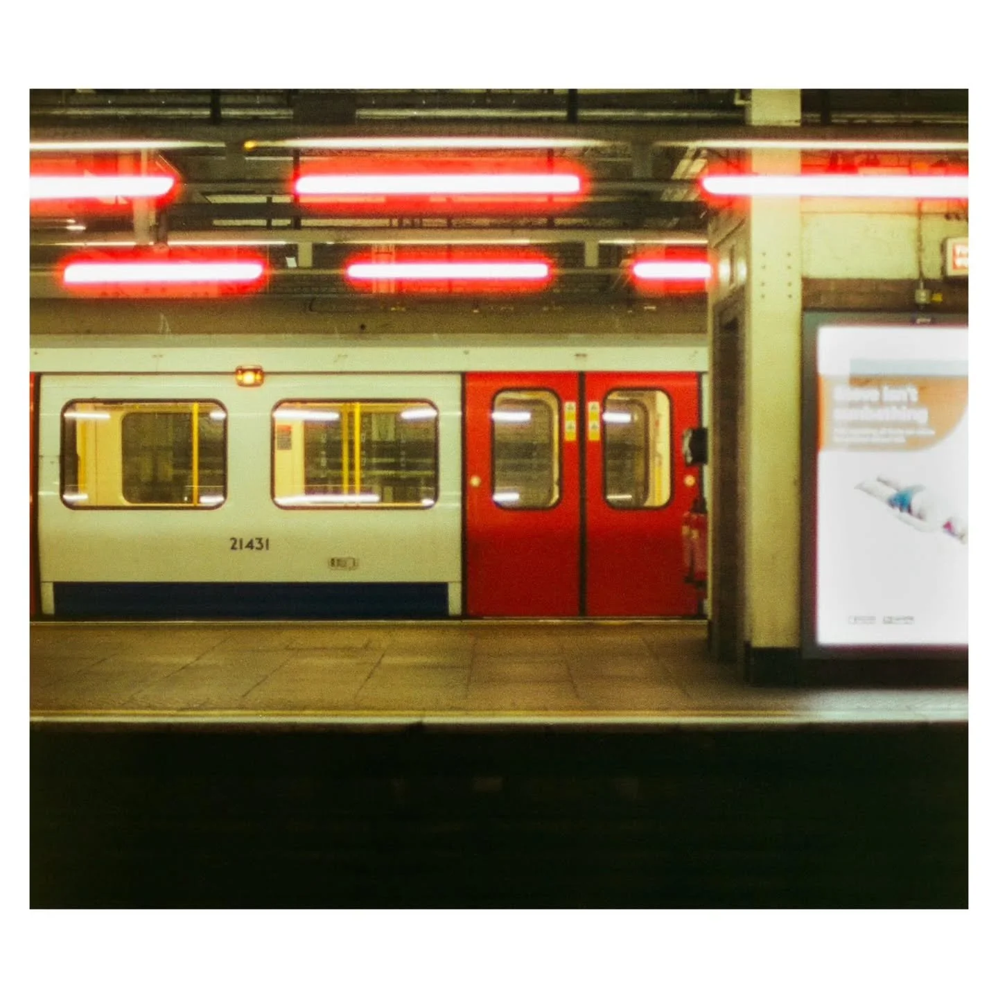 Wrong platform again
.
.
.
.
.
.
.
.
.
.
#photo #photography #filmphoto #filmphotography #film #olympus #olympustrip35 #staybrokeshootﬁlm #filmisntdead #london #londonphotographers #londonphoto #urbanphotography #tube