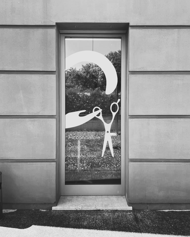 vetrina 2 acconciature simonaq.png