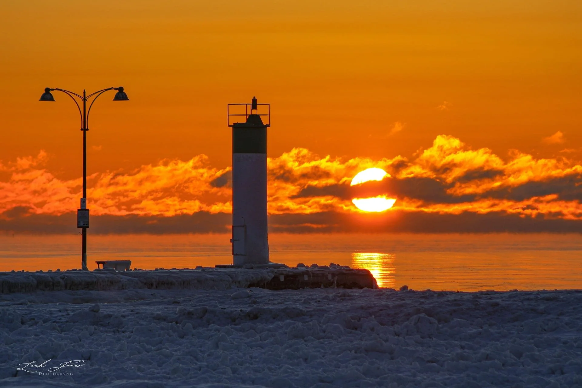 Leah Jones Photography - "Golden" - Oshawa, Ontario