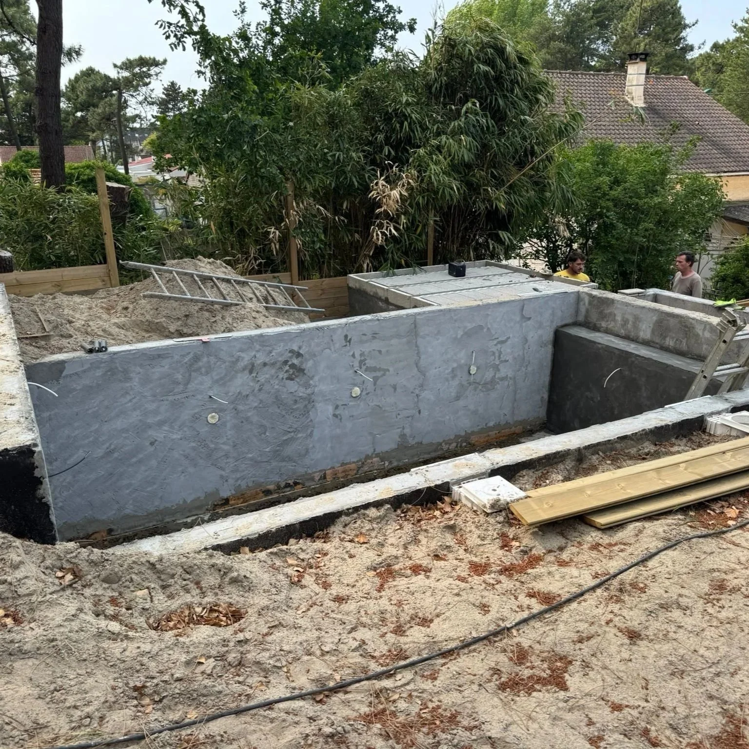 piscine-construction-letouquet-carellebatiment-chantier.jpg